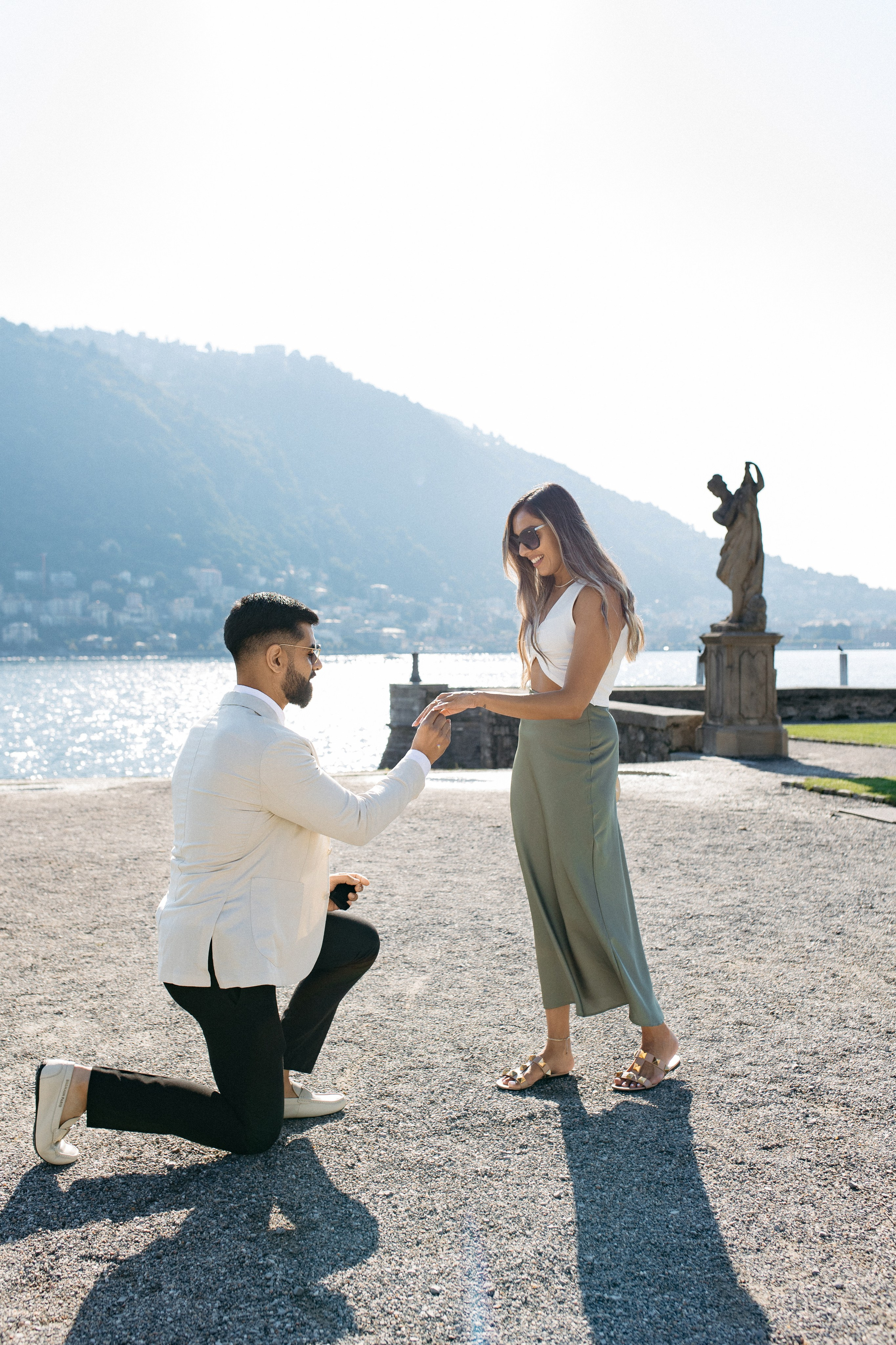 She said yes 💍. Wedding photographer in Italy