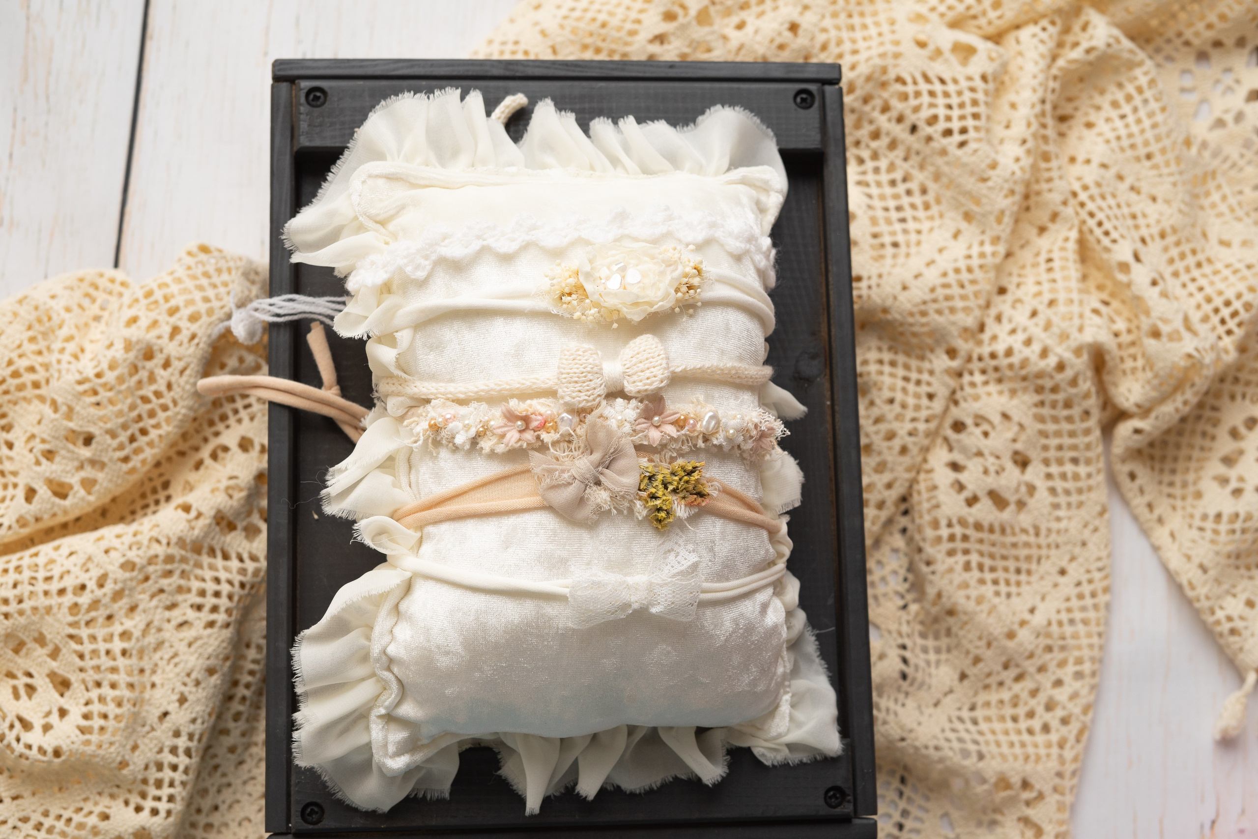 Outfits for Girls. Newborn Photographer and life casting in Dubai Dariya Saeed