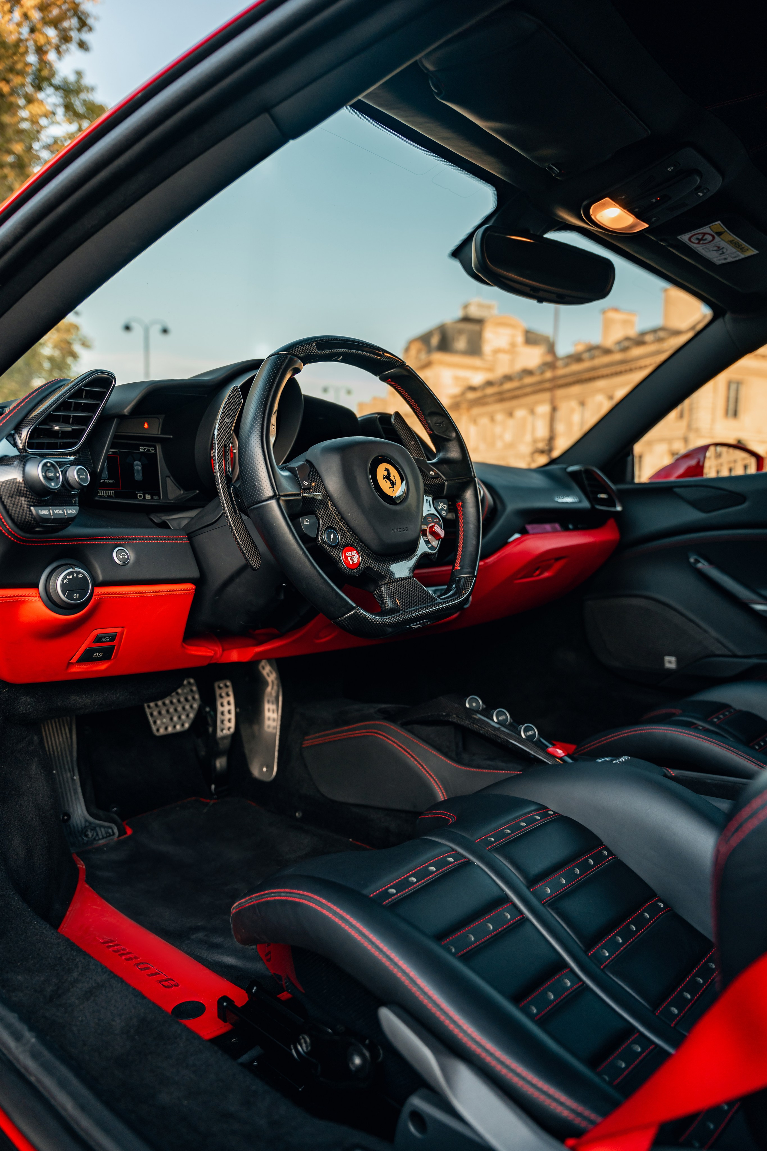 Ferrari 488 GTB. Photographer in Paris — Vitalii Motruk