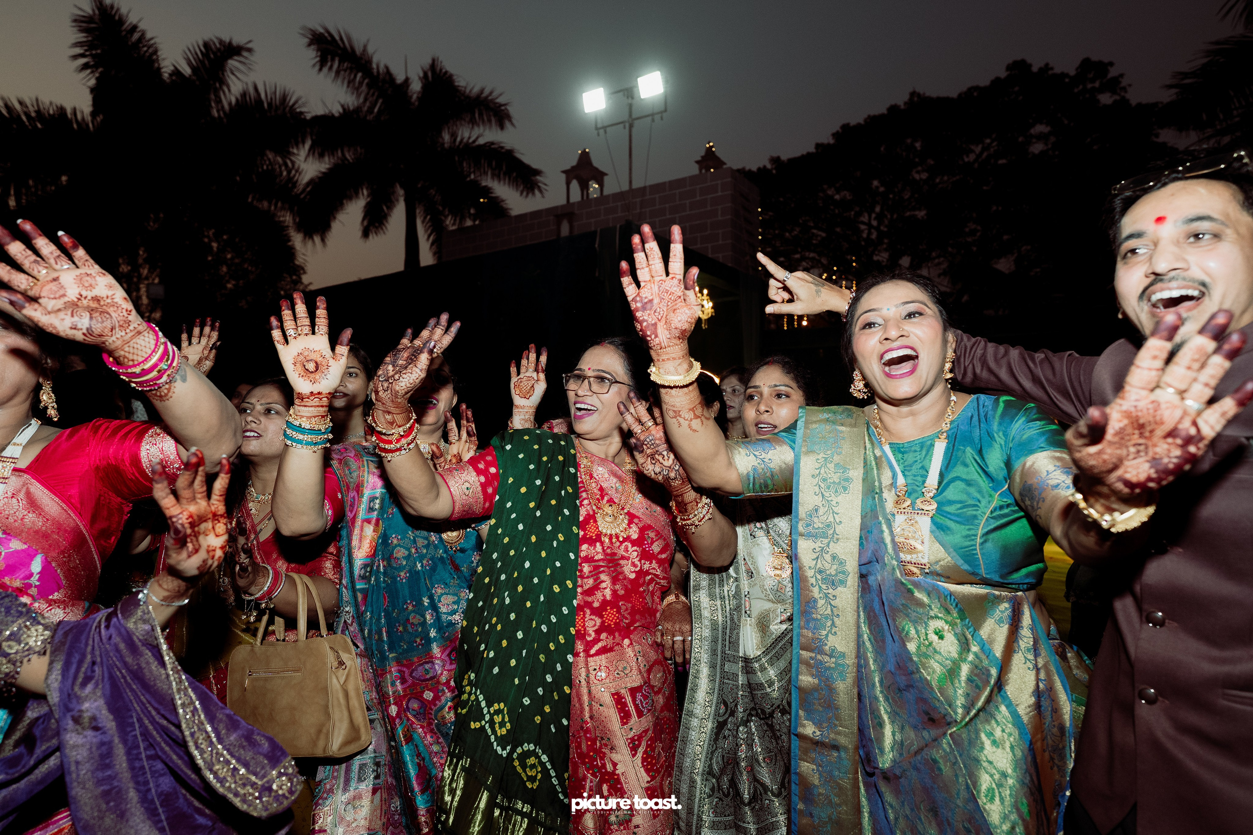 Gujarathi Wedding! Ft. Sahil & Thanima. Fine art Wedding Photographers in India & Canada