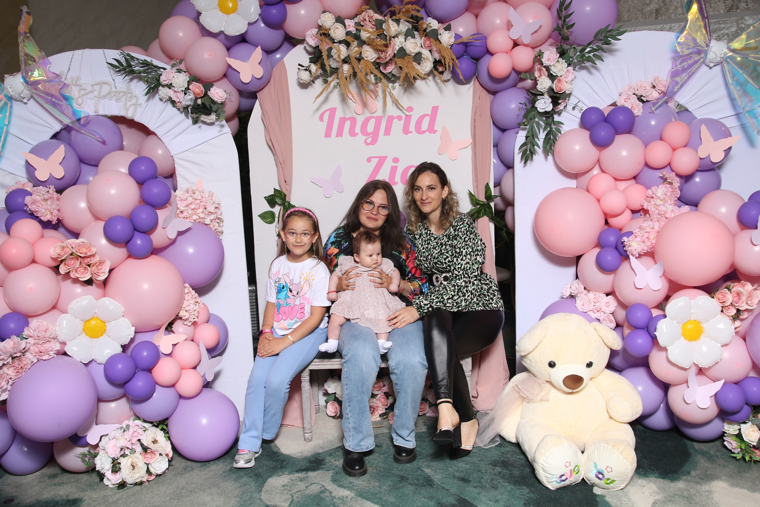 BYZO MEDIA. PETRU BYZO - family and children photographer in ROMANIA