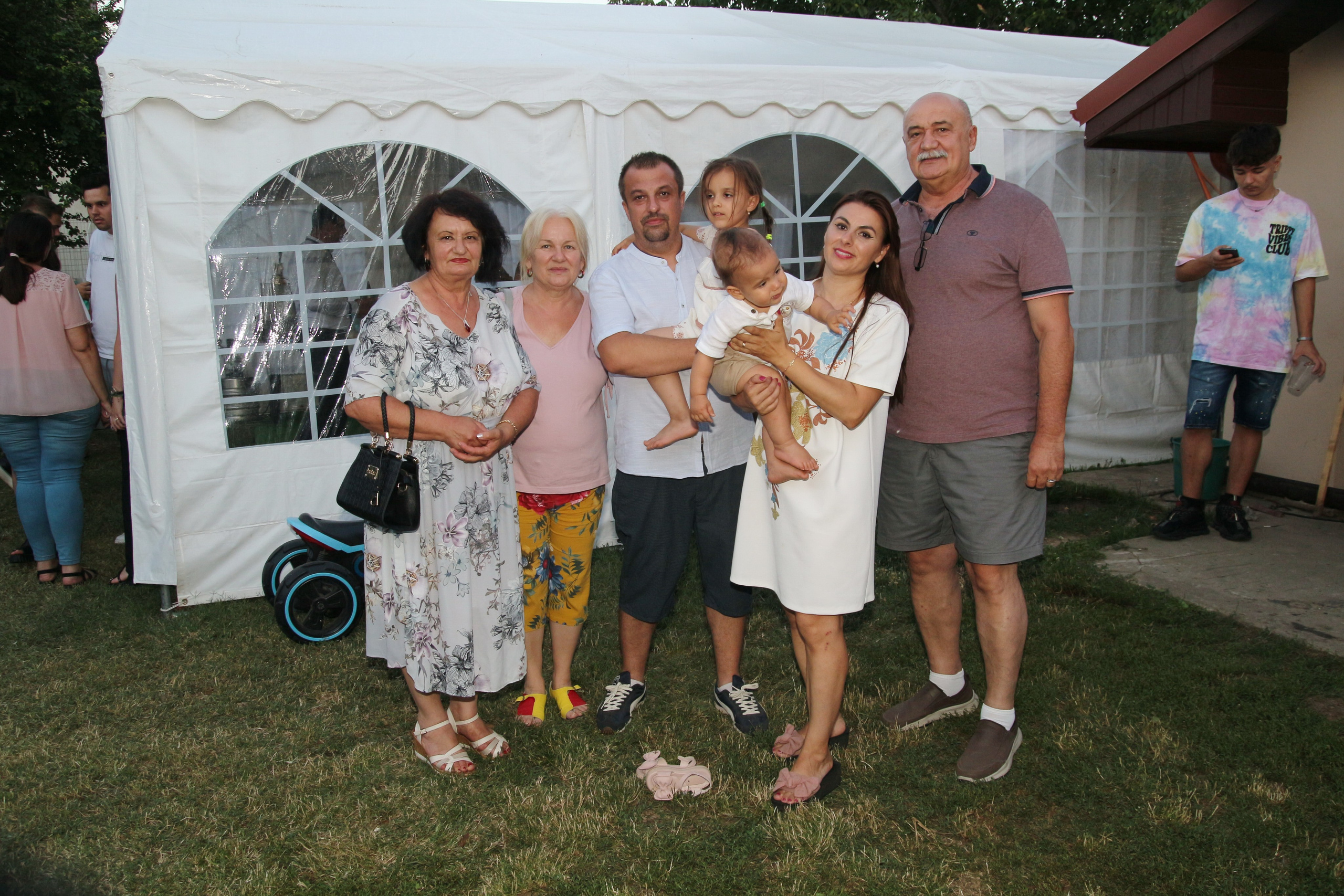 BYZO MEDIA. PETRU BYZO - family and children photographer in ROMANIA