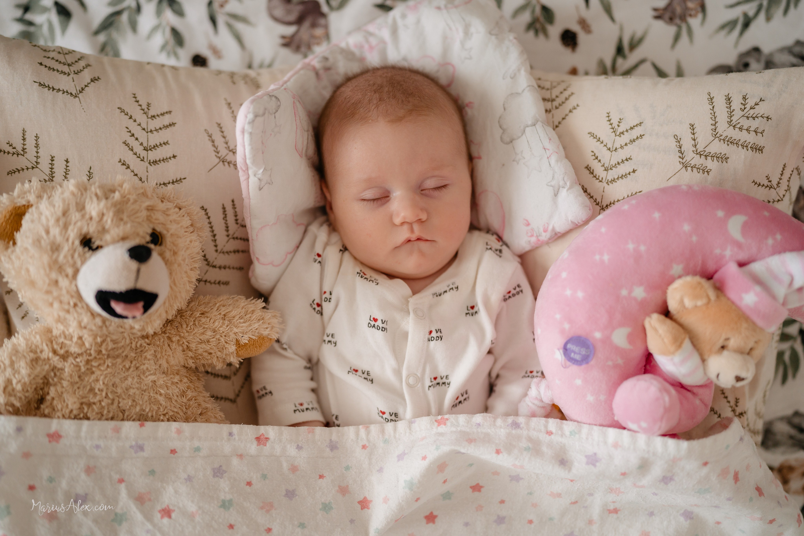 Botezul micutei Iasmina Antonia. Marius Alex fotograf de eveniment si portret din Suceava