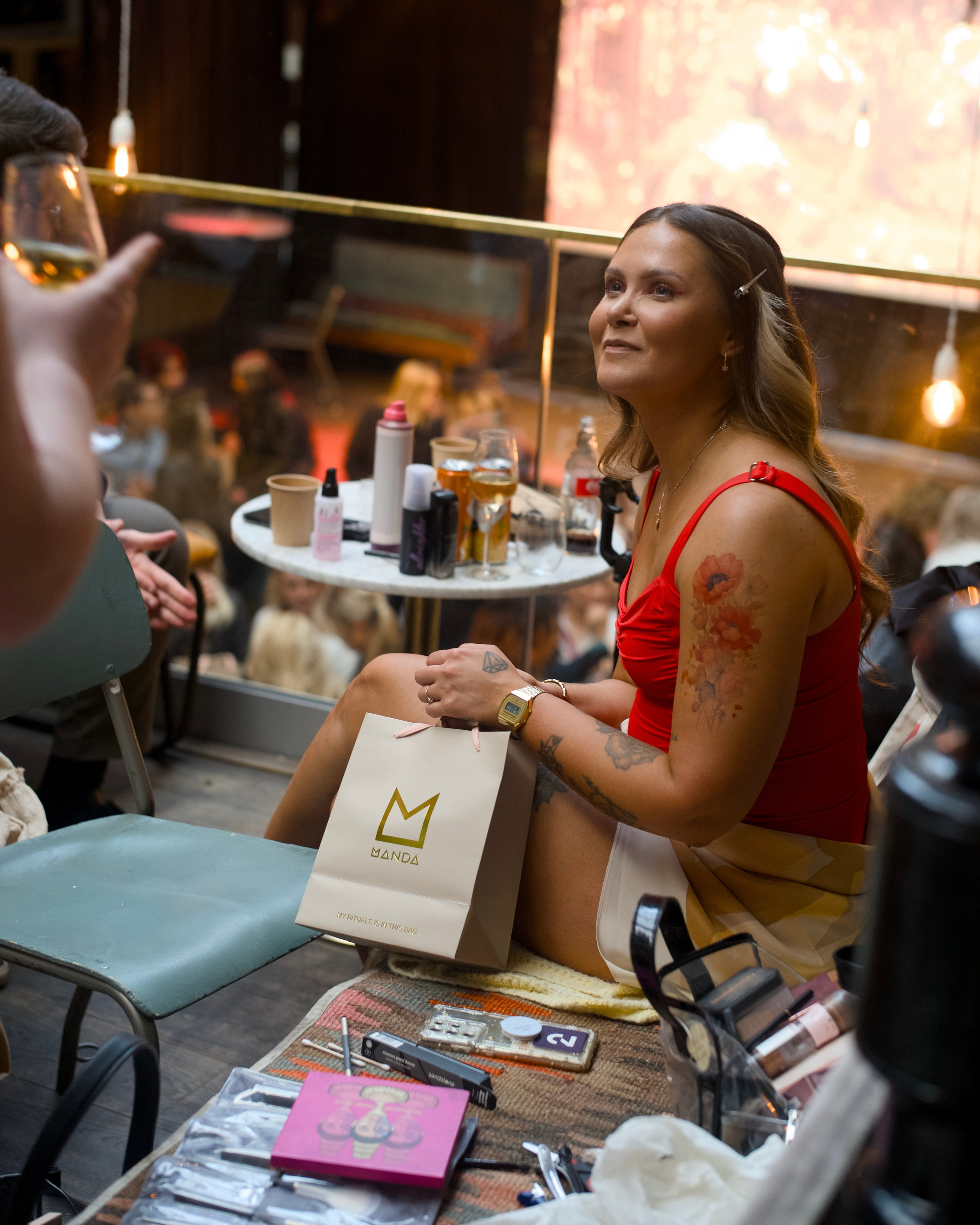 Bedrift. Foto som Kunst. Anastasia Majestic Kunstkaper, Make-up Artist, Stylist