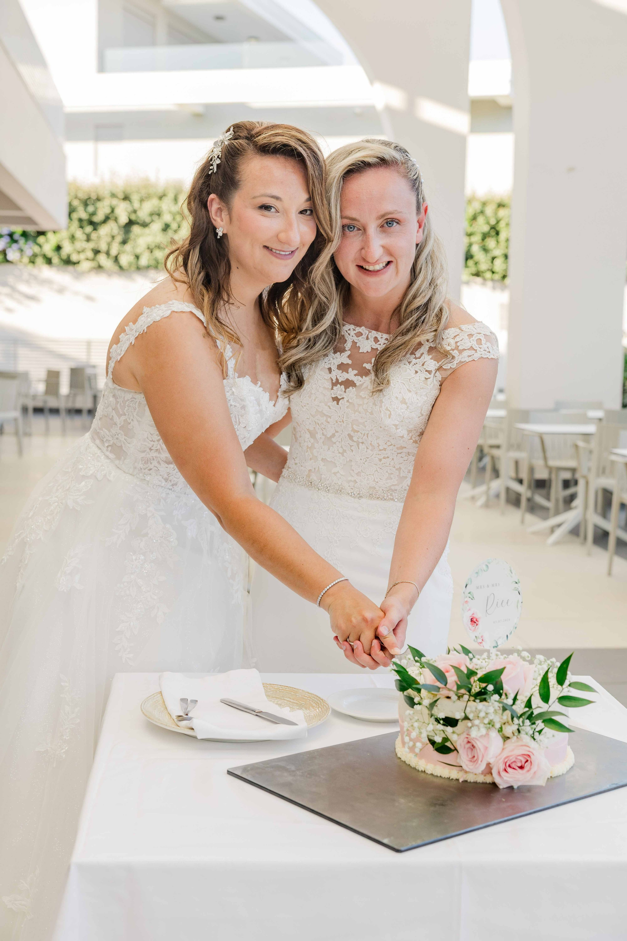 | Carly & Eimer |. Photography in Rhodes