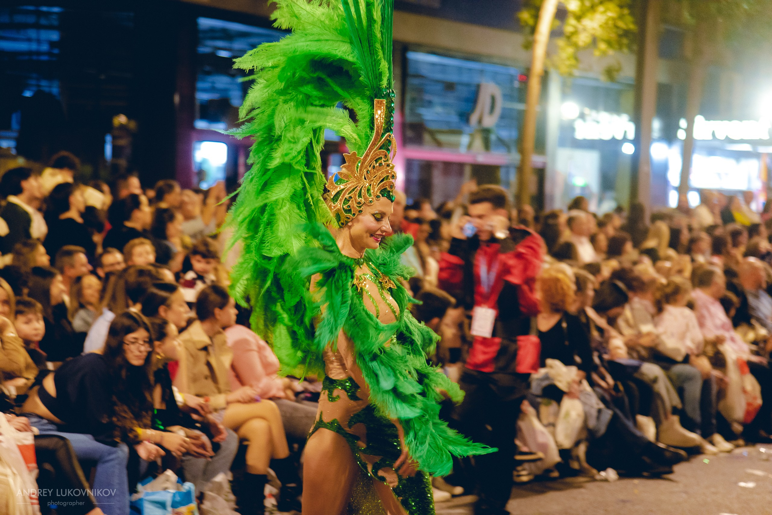 Photo report from the night carnival in Murcia | Reportage photographer Andrey Lukovnikov
