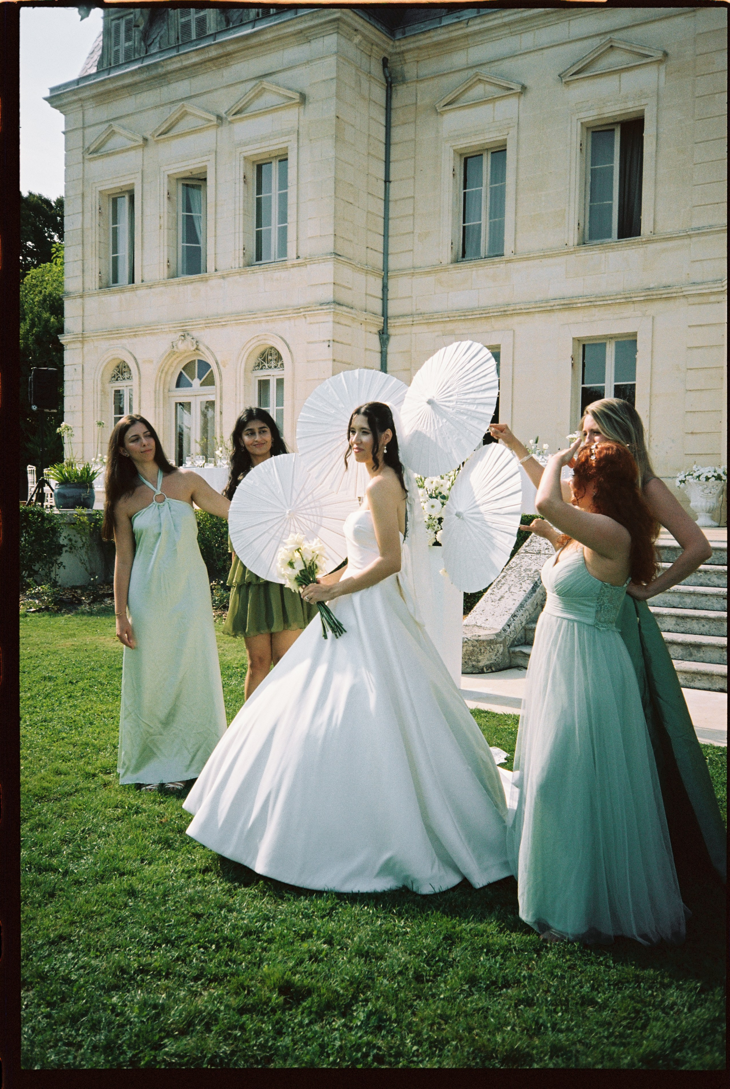 Wedding in a French Château | Destination Wedding Photography. Wedding photographer in Italy
