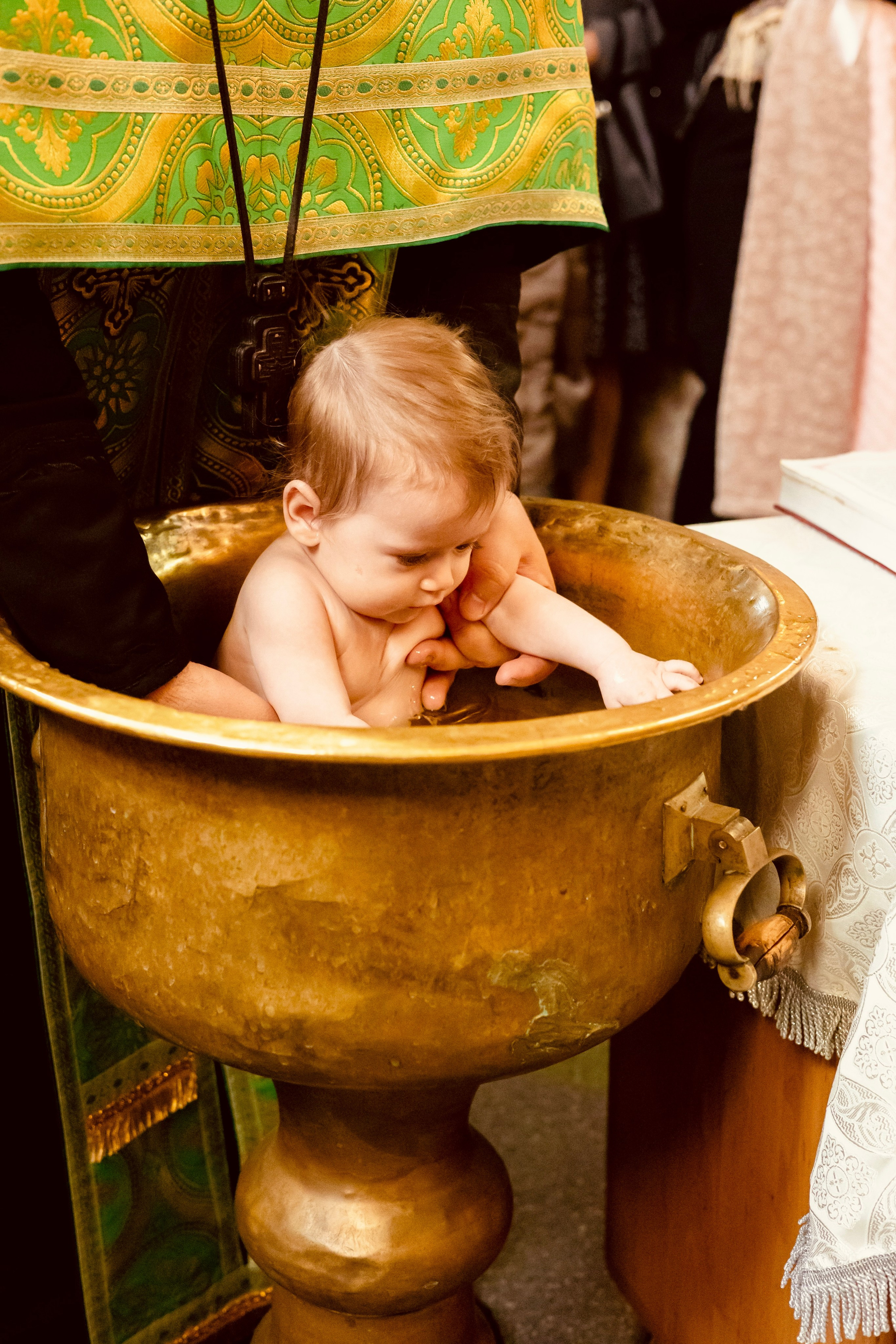 A Timeless Baptism Story — Kassandra. Modele