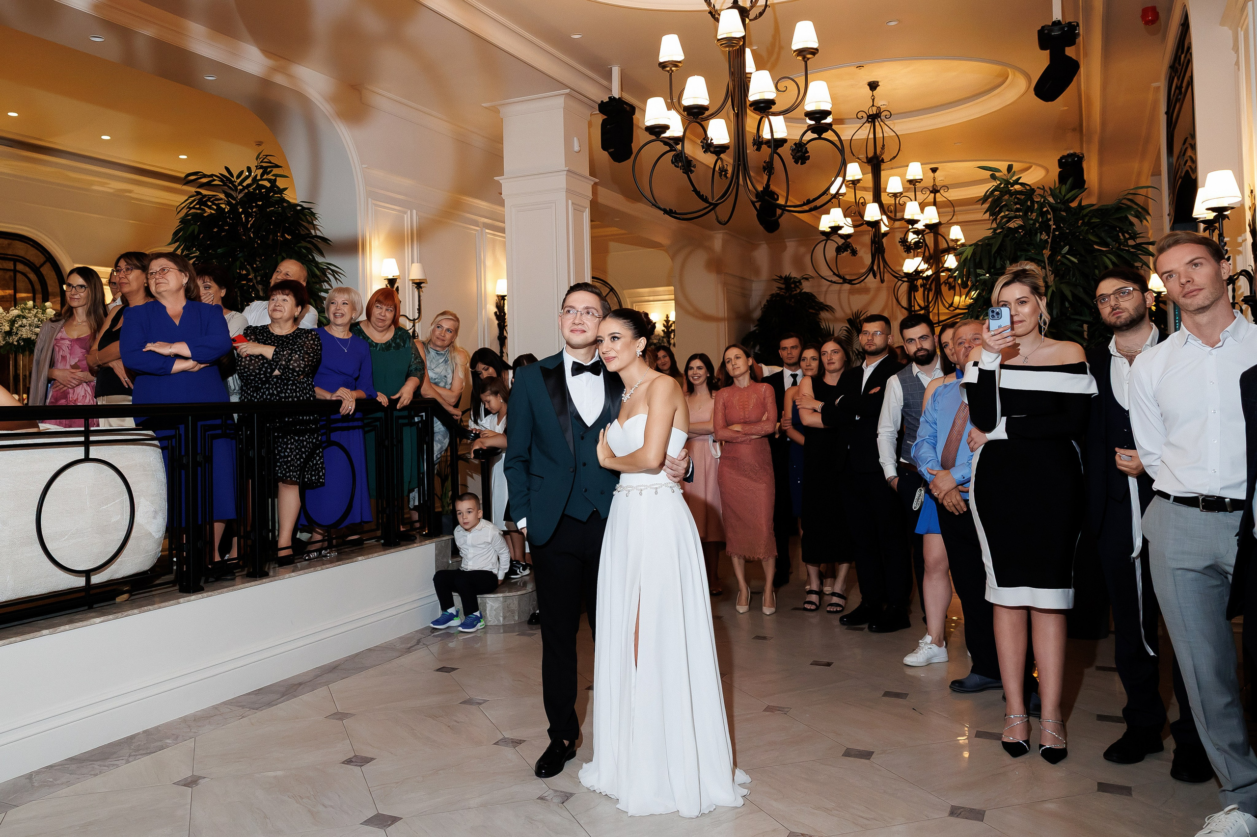 Serghei & Erica — Queen Residence. Servicii Foto și Video 067188353