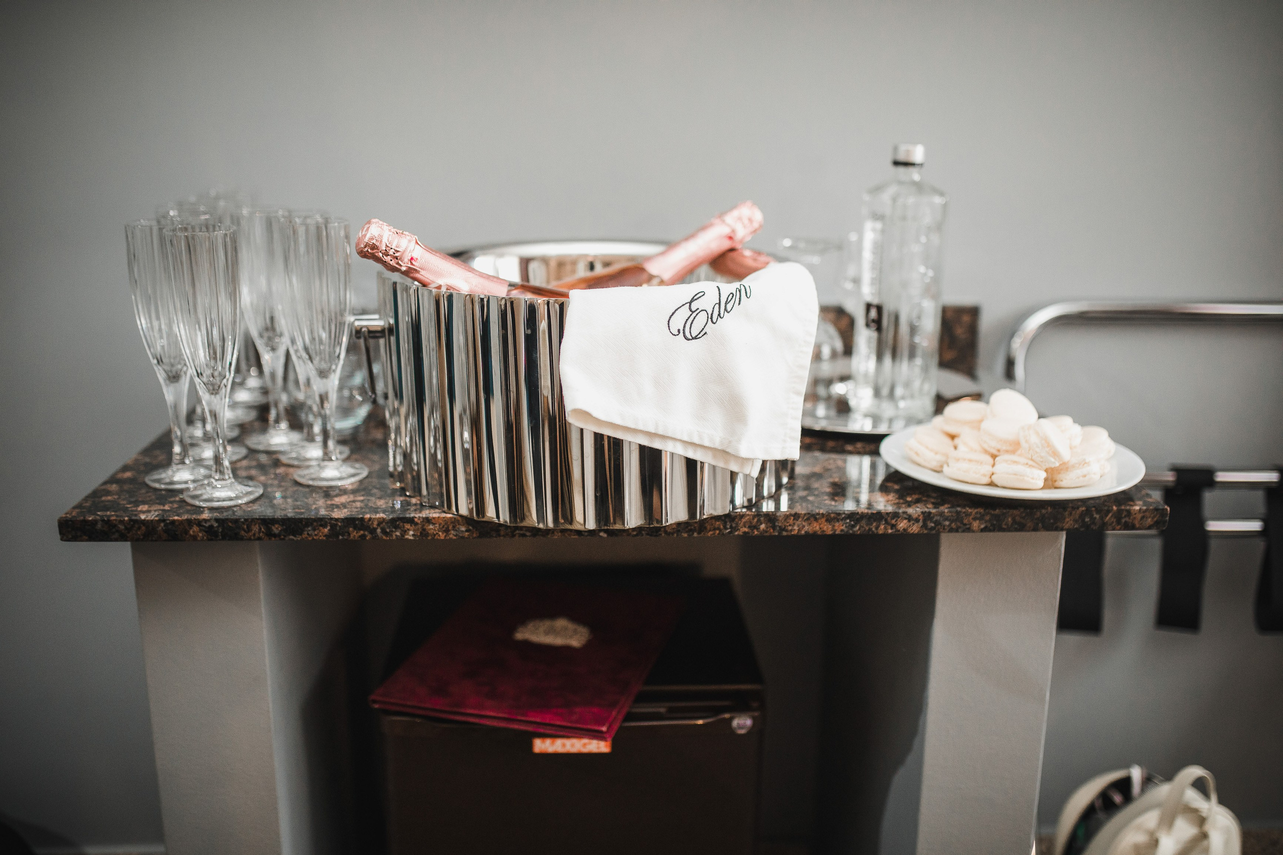 Alexandra & Florin. Vlad Aconstantinesei Photographer