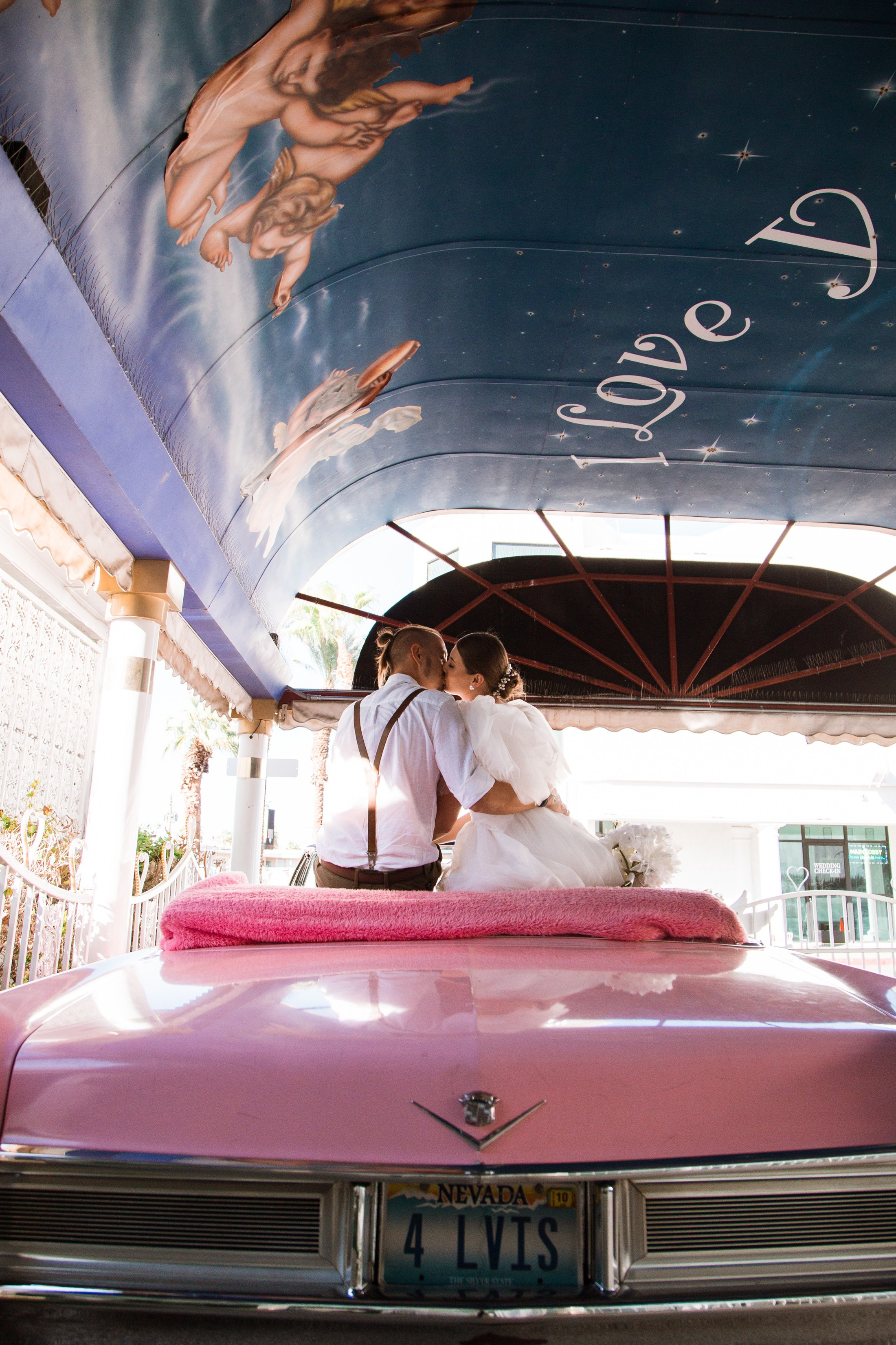 I&V. Wedding & elopement photographer Viktoriya Kravtsov. Las Vegas