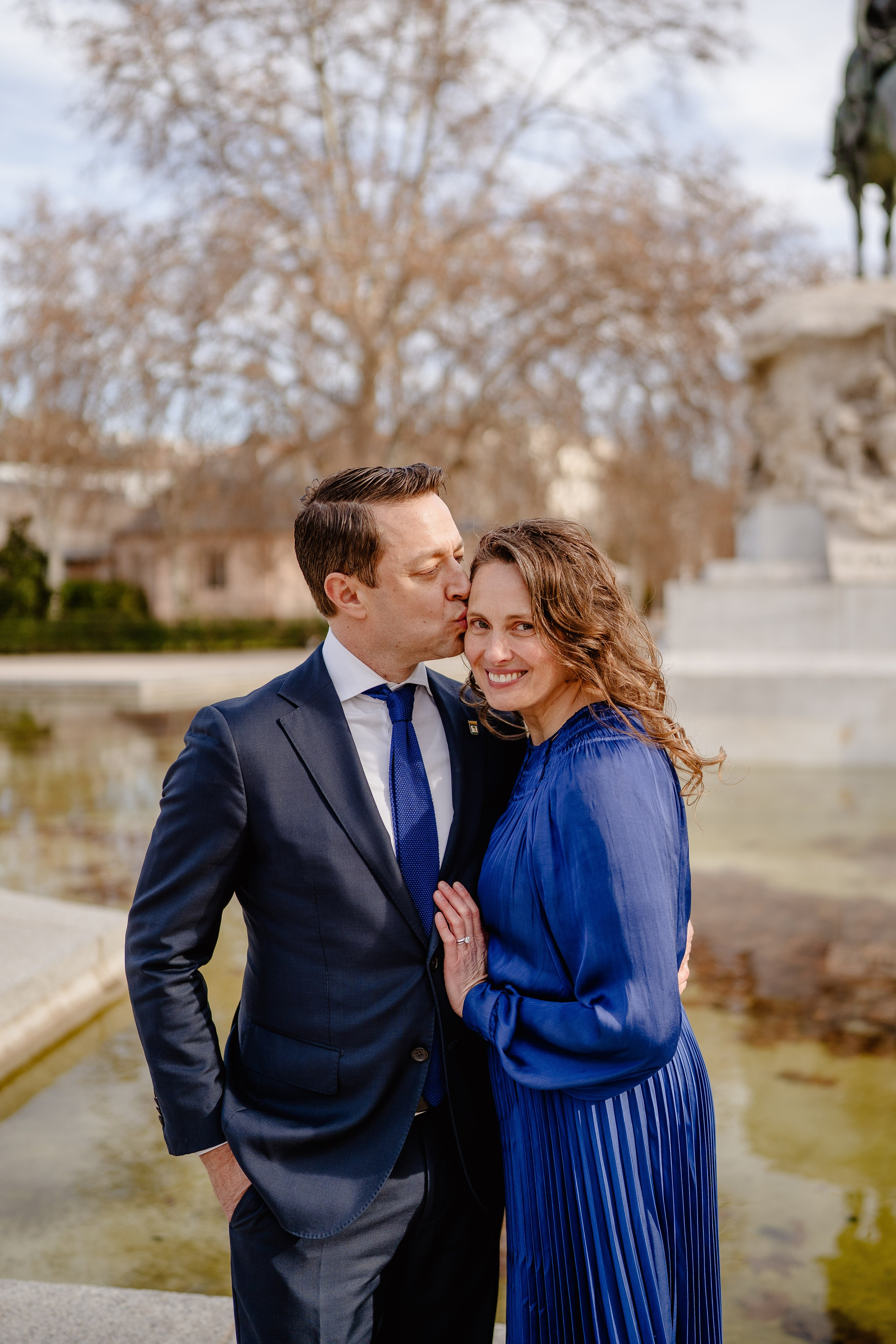 Family photoshoot in Retiro Park. Madrid Photographer for Proposals, Engagements & Families | Anya Petrova