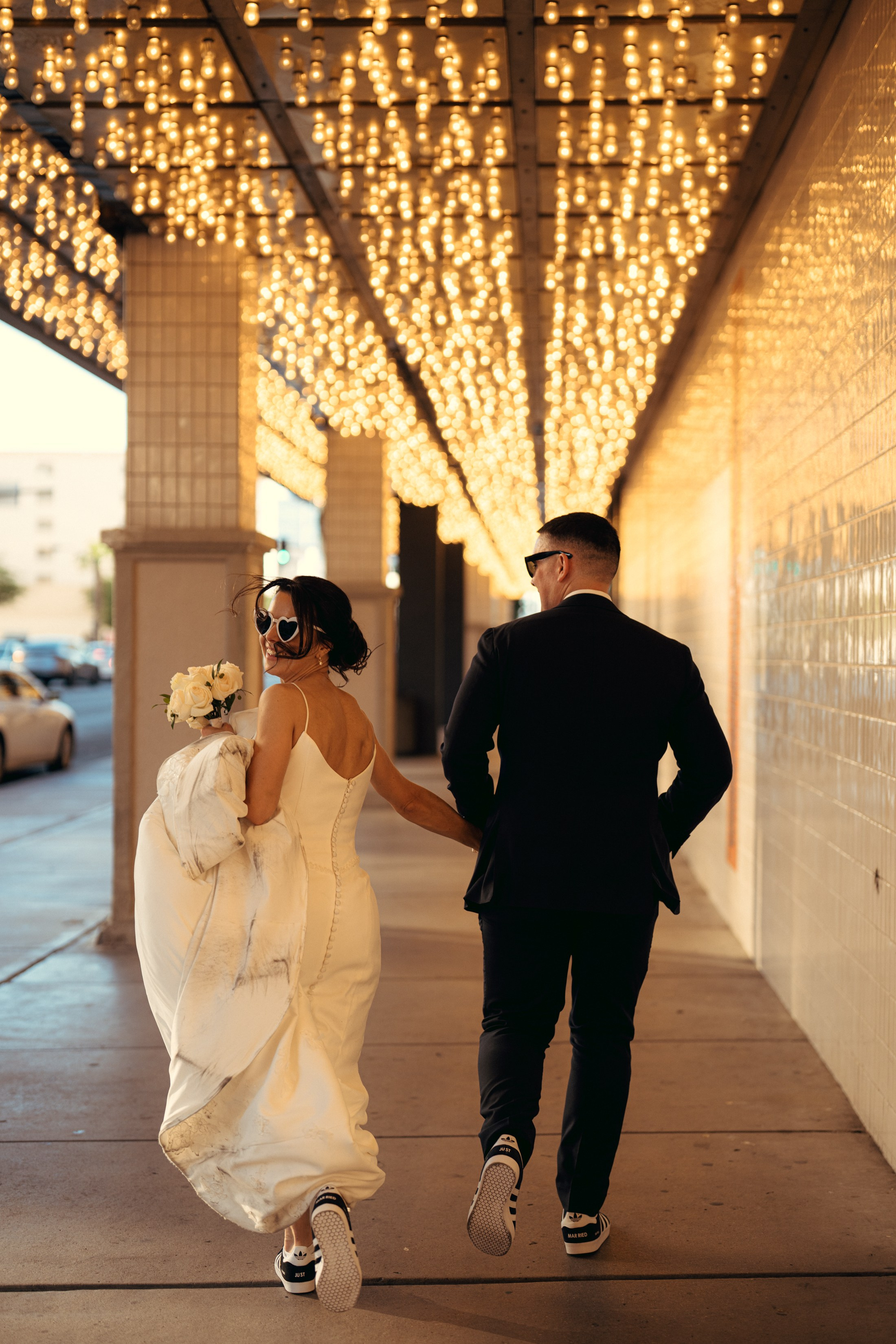 Lara&Dan. Wedding & elopement photographer Viktoriya Kravtsov. Las Vegas