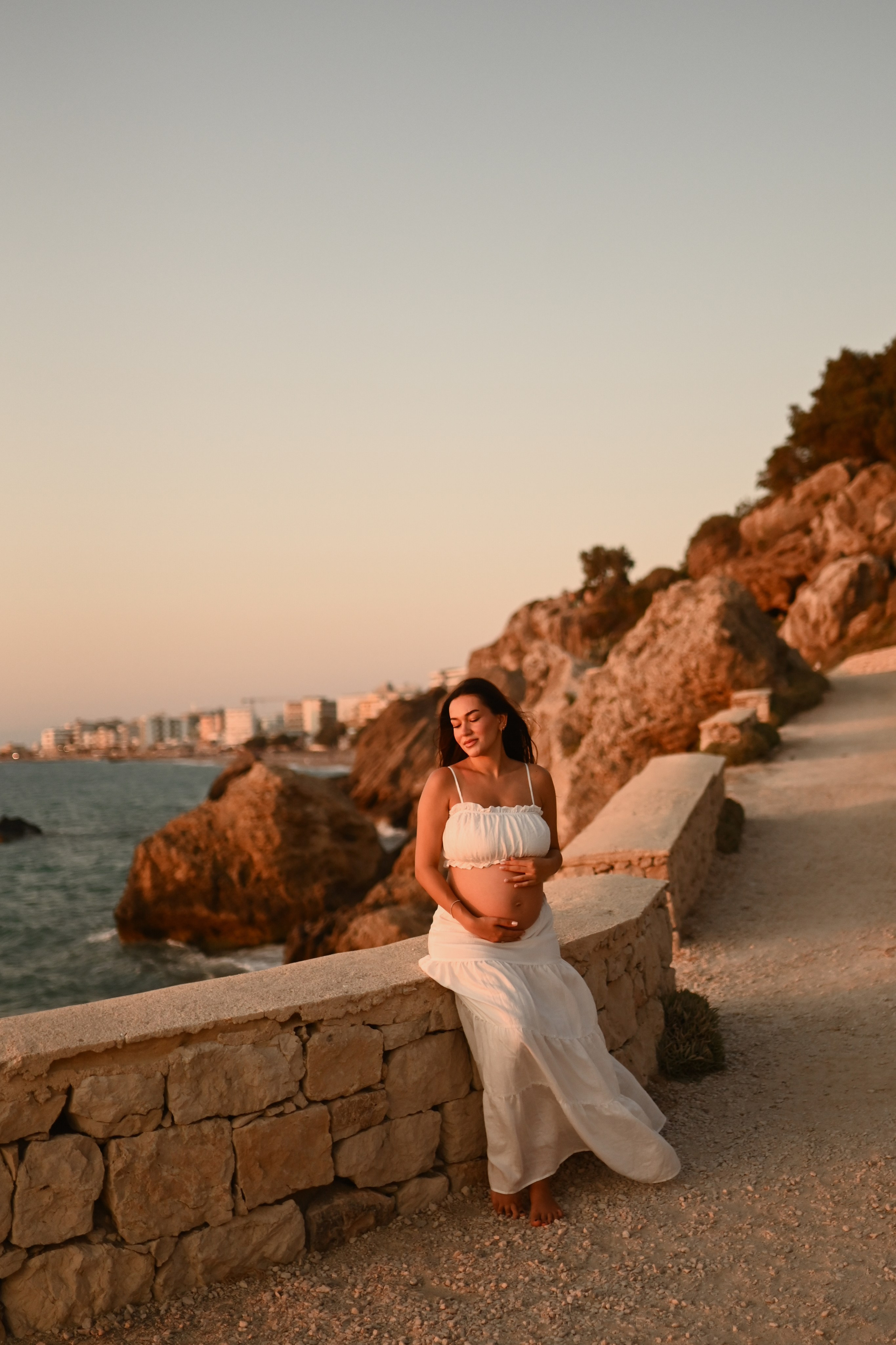Maternity Photoshoot in Rhodes. Photographer in Rhodes Island