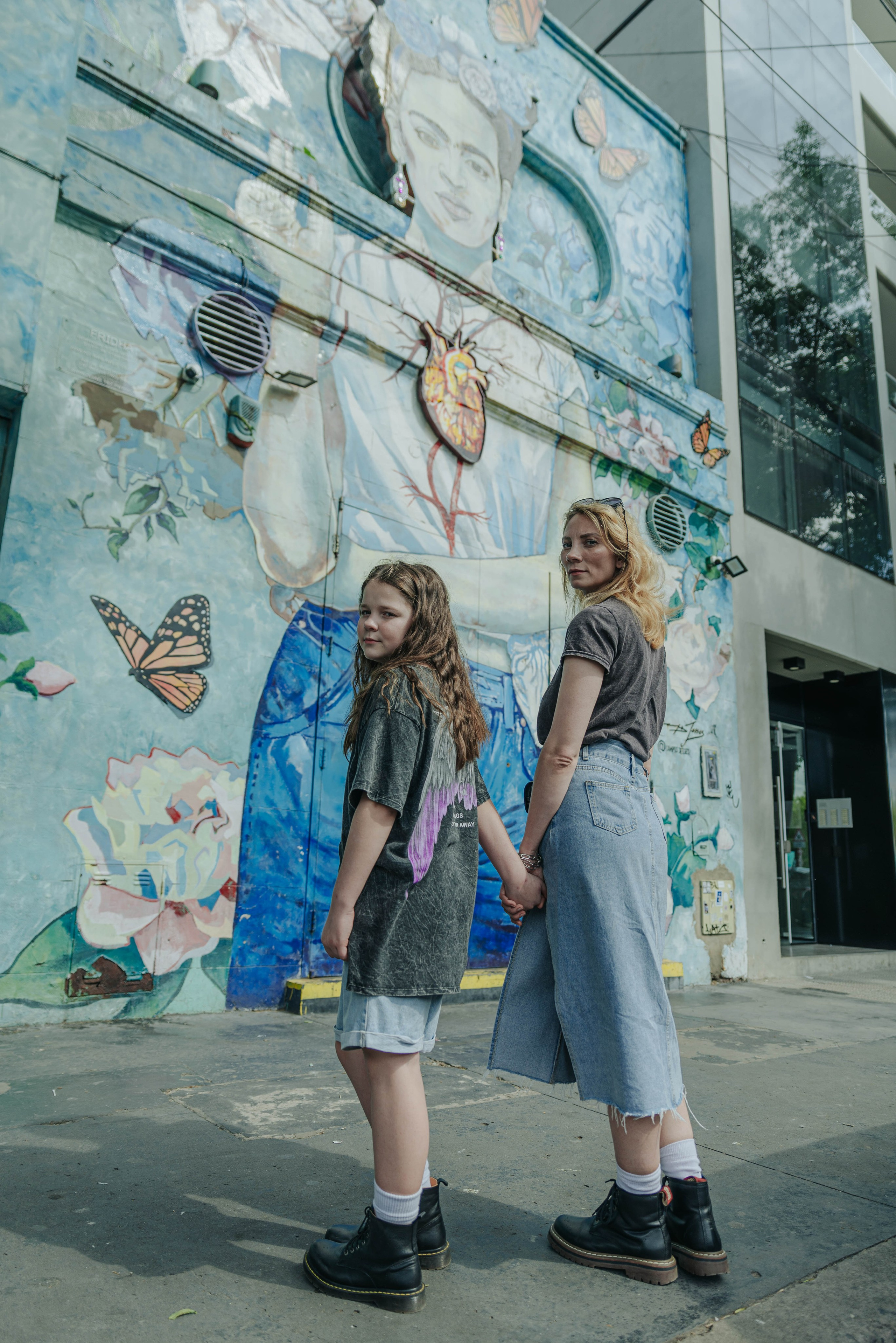 Flea Market Buenos Aires. Photographer @elmirkami in the city of Buenos Aires