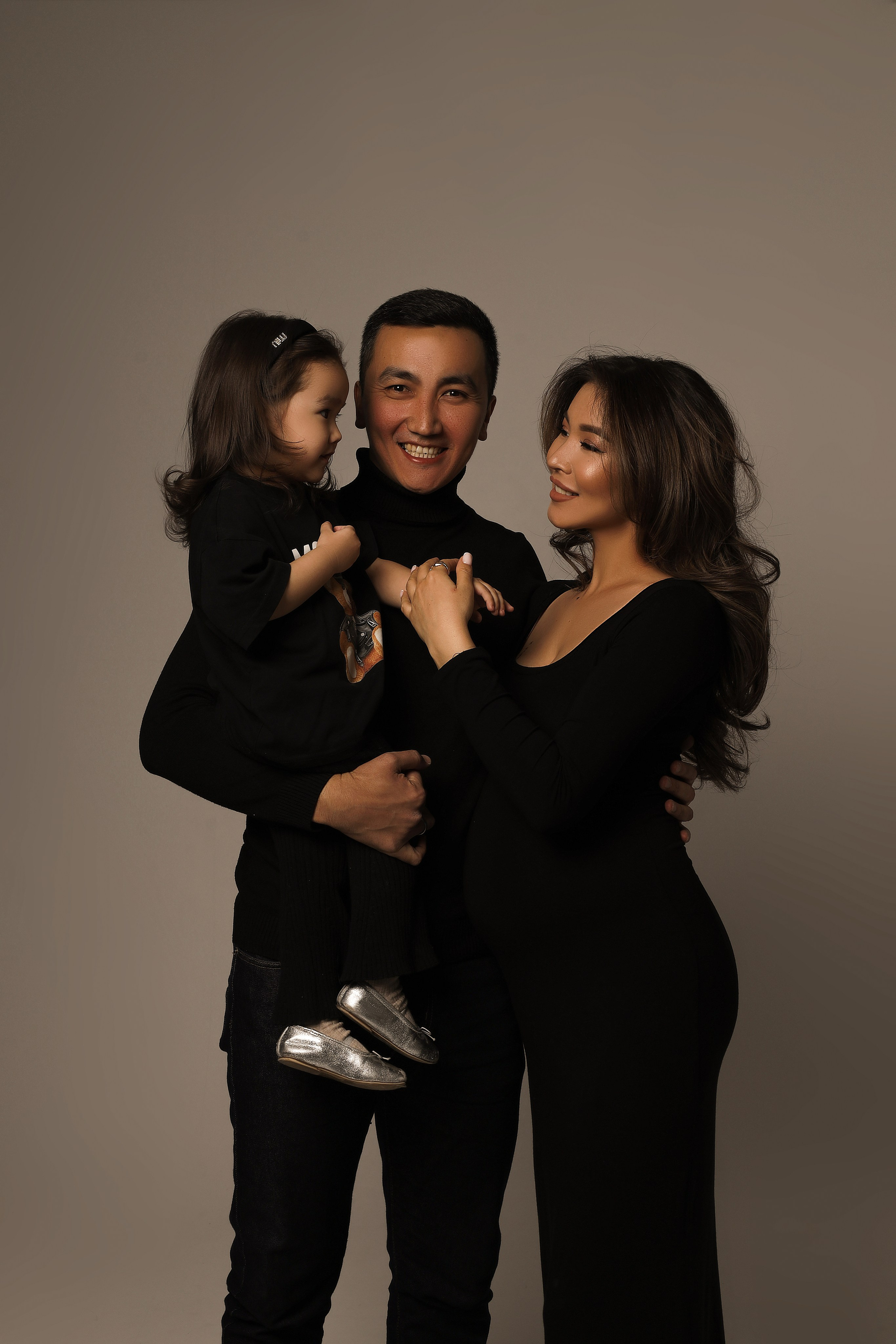 Семья. Ellaya.ph