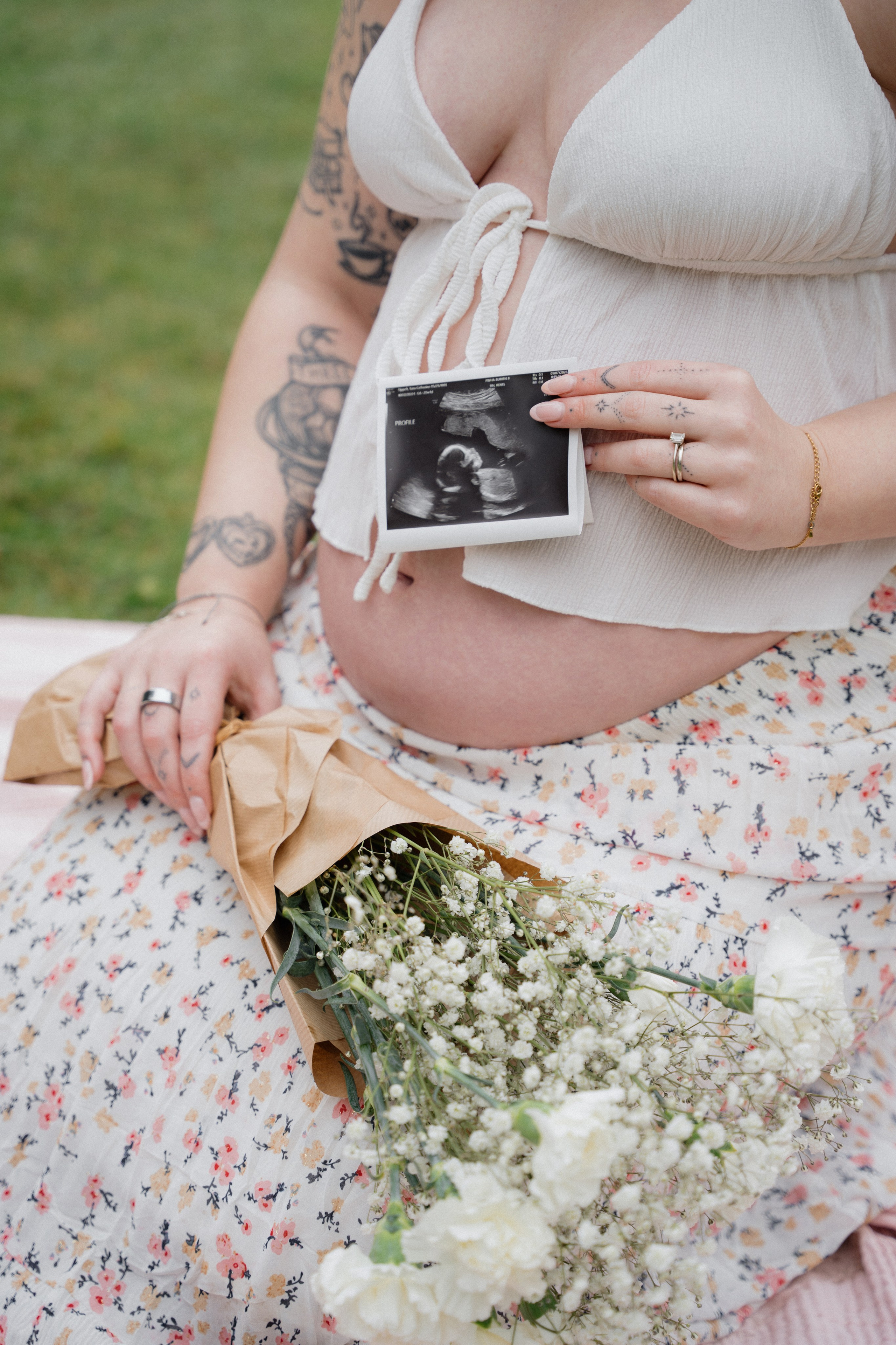 Sara maternity. Photographer in Washington Sophia D