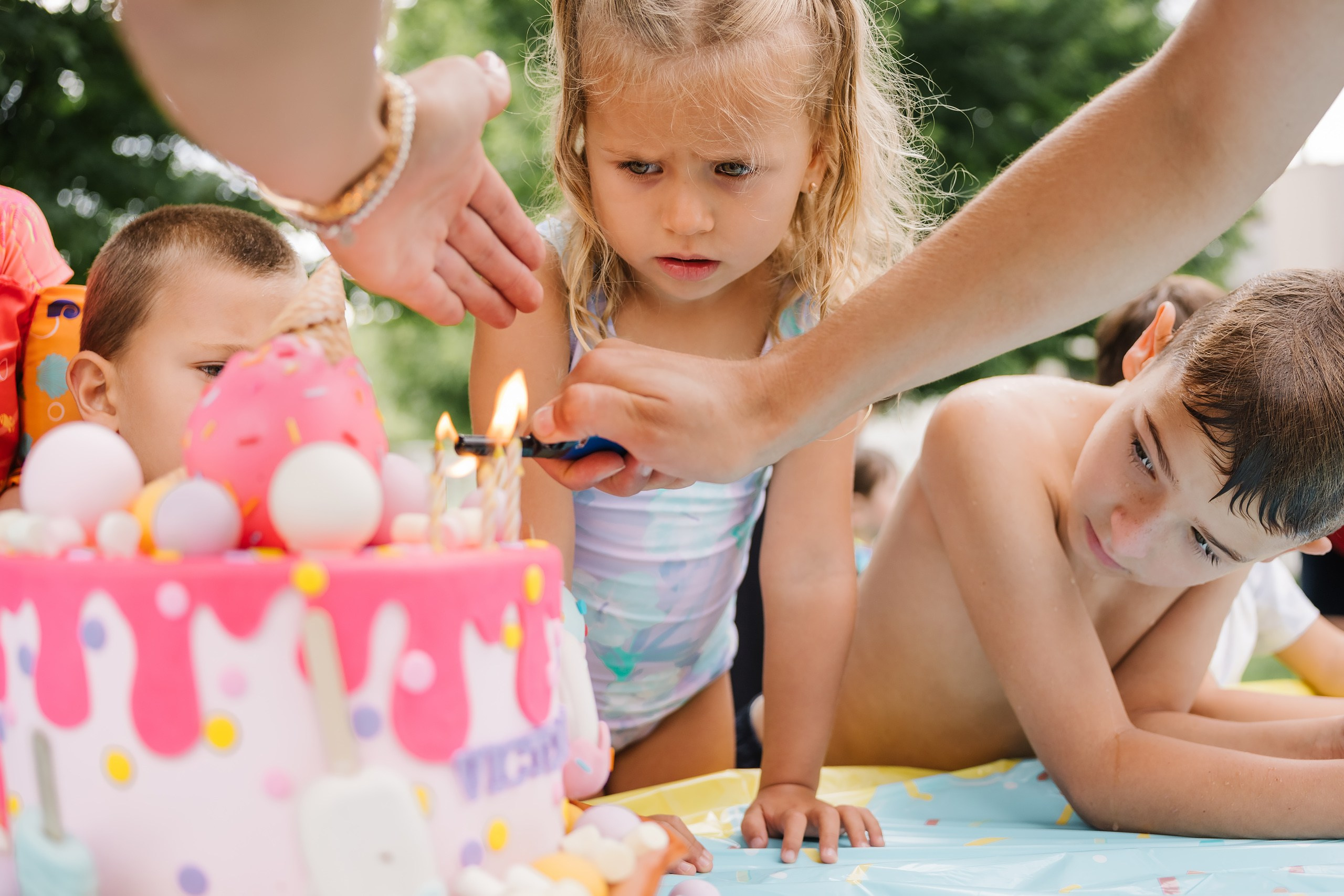 Birthday Party. Wedding family event photographer in Chicago Nick Yushevich