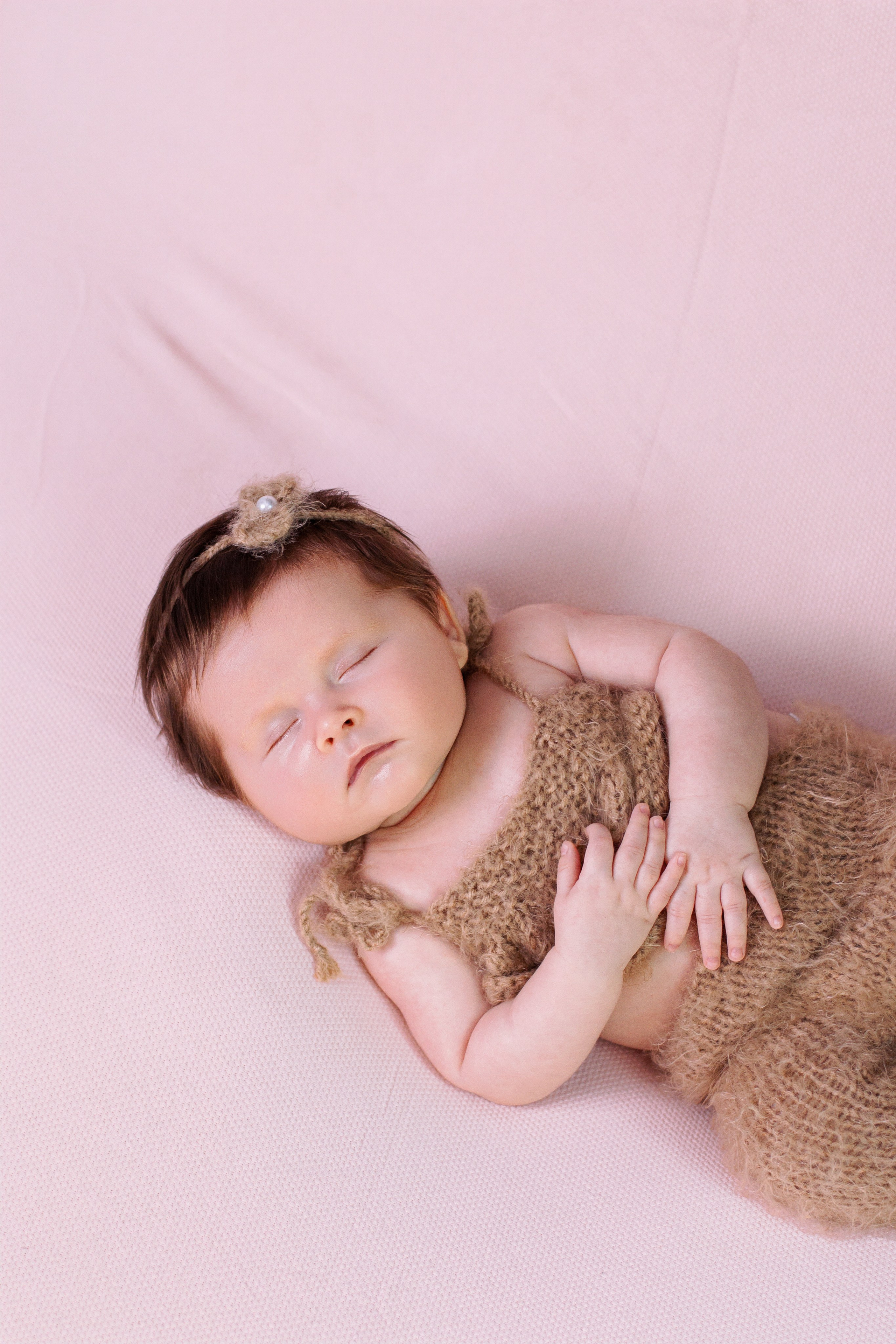 Фотосессия новорождённого в Бельцах — newborn и lifestyle