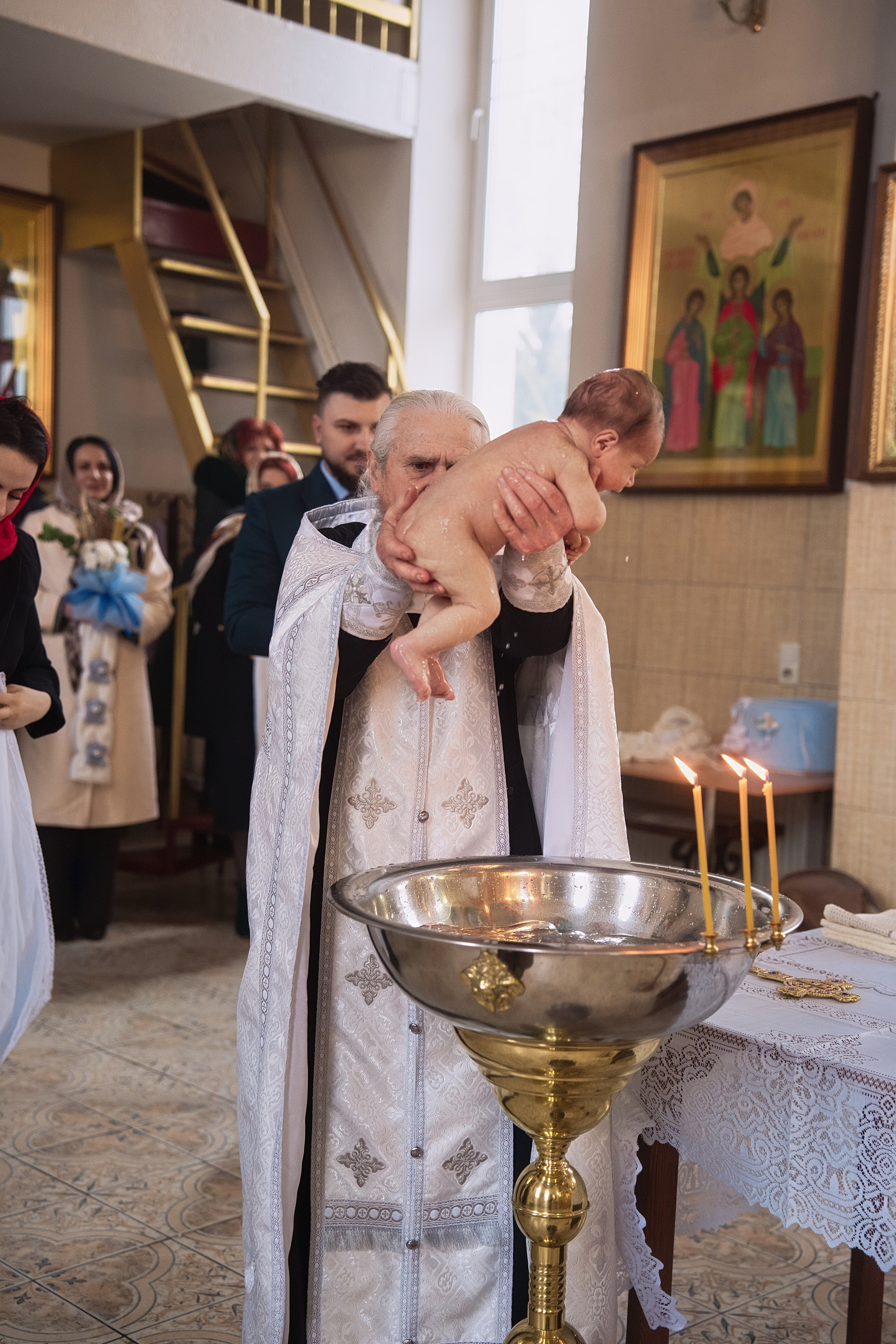 Фотограф на крещение в Бельцах. Fotograf pentru botez în Bălți