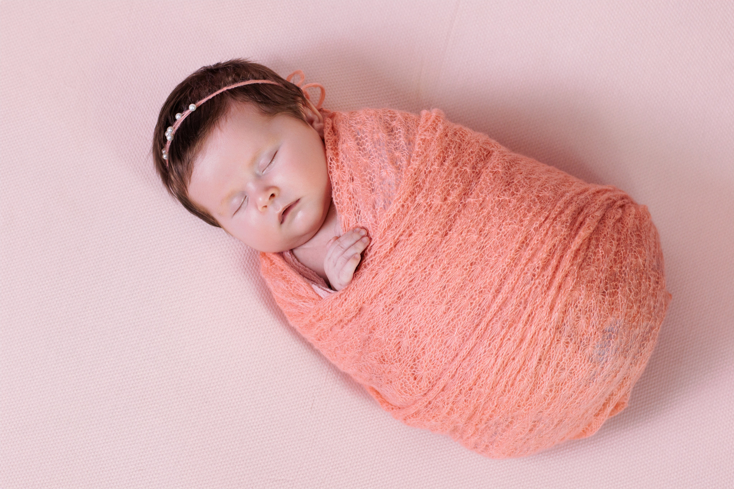 Фотосессия новорождённого в Бельцах — newborn и lifestyle