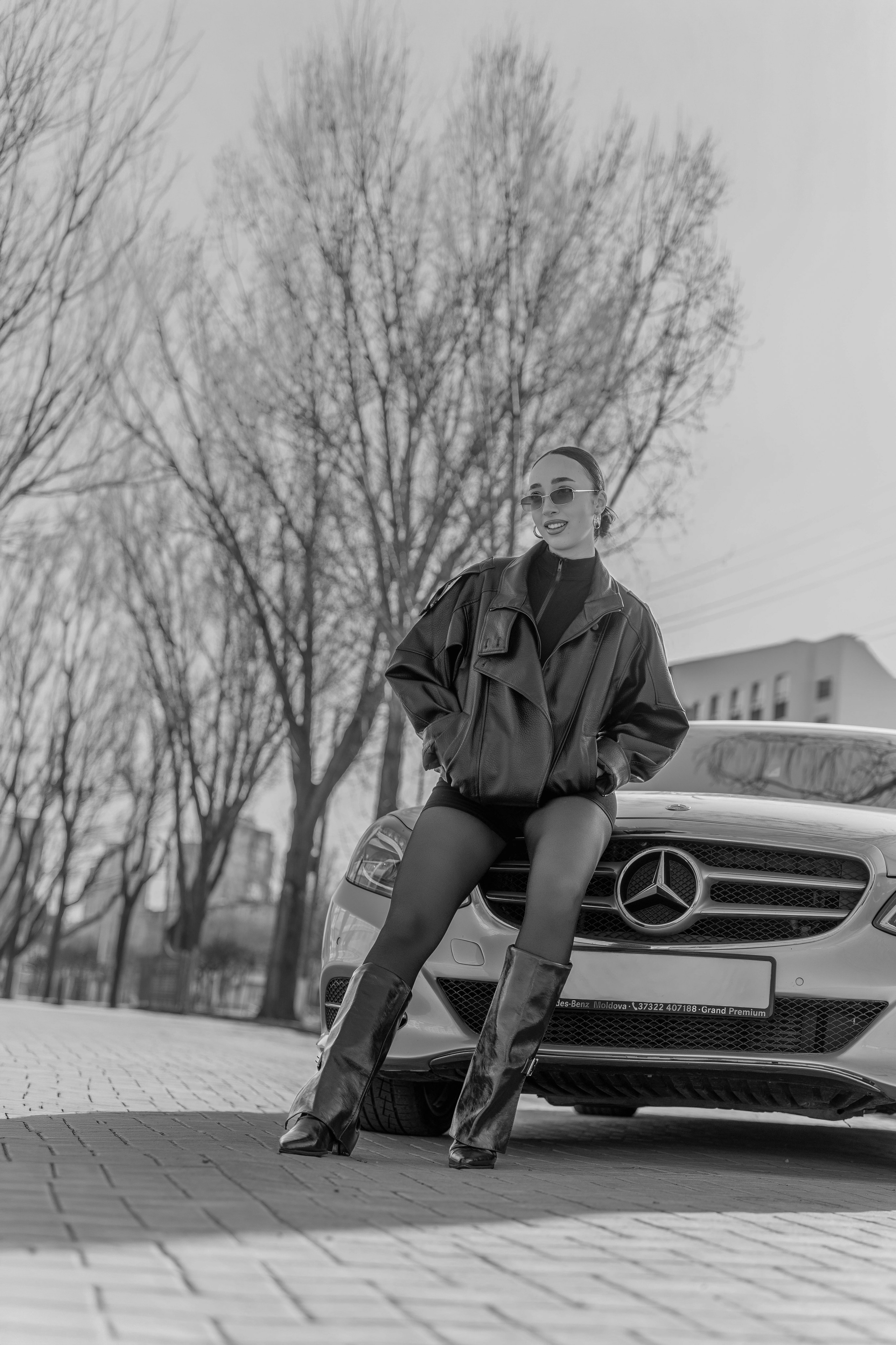 Чёрно-белая портретная фотосессия в Бельцах. Ședință foto portret alb-negru în Bălți