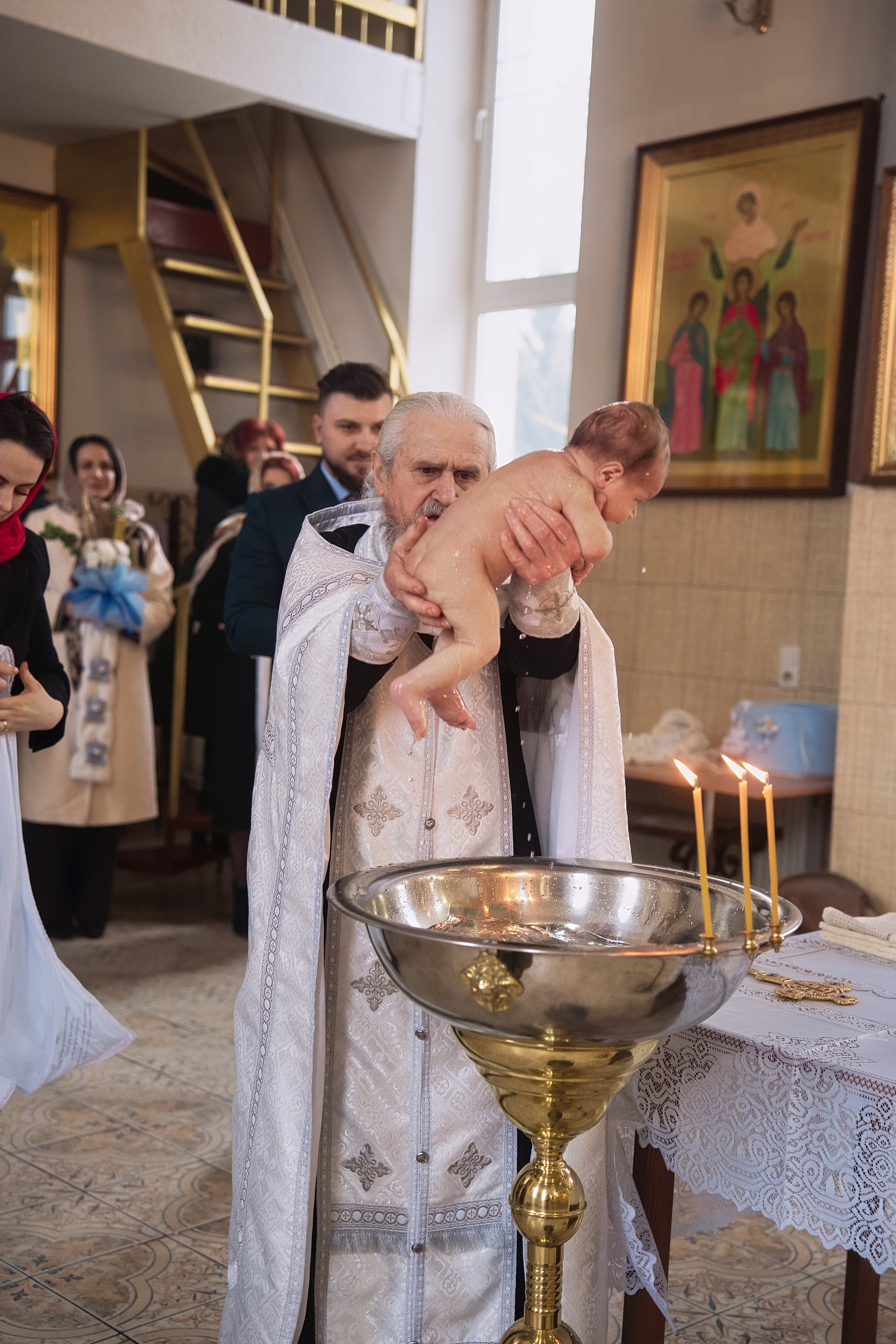 Фотограф на крещение в Бельцах. Fotograf pentru botez în Bălți