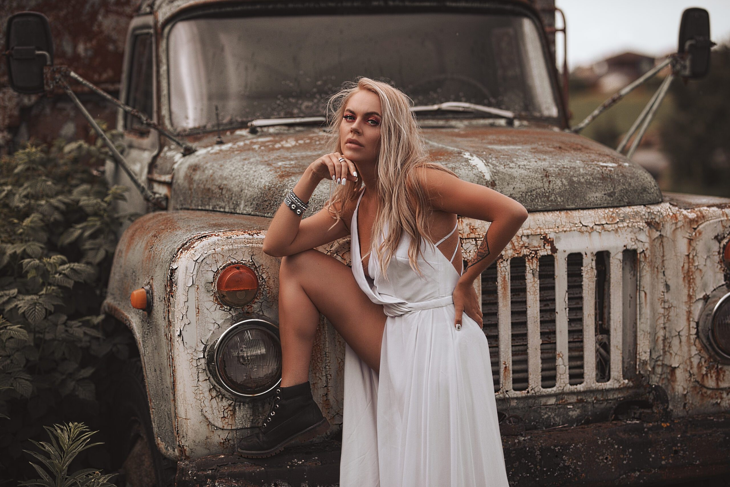 Outdoor photoshoot. Dmitri Diaz Photography