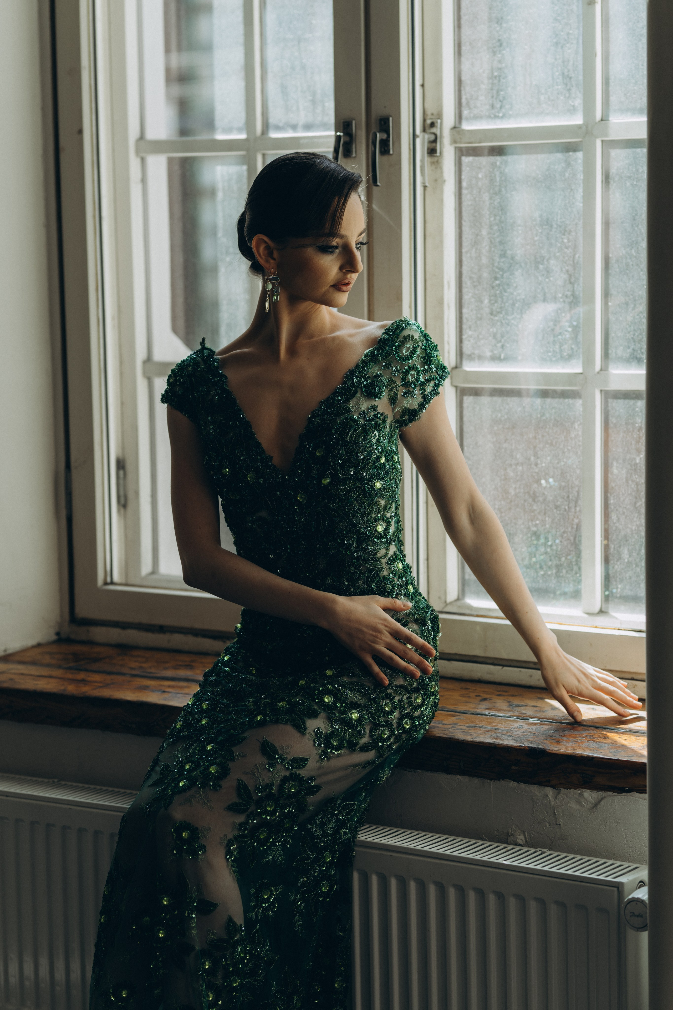 Riikka Couture, Riikka Ikäheimo, Violetta Keller, Portrait, Dancer. Wedding and potrait photographer in Helsinki Vickan O