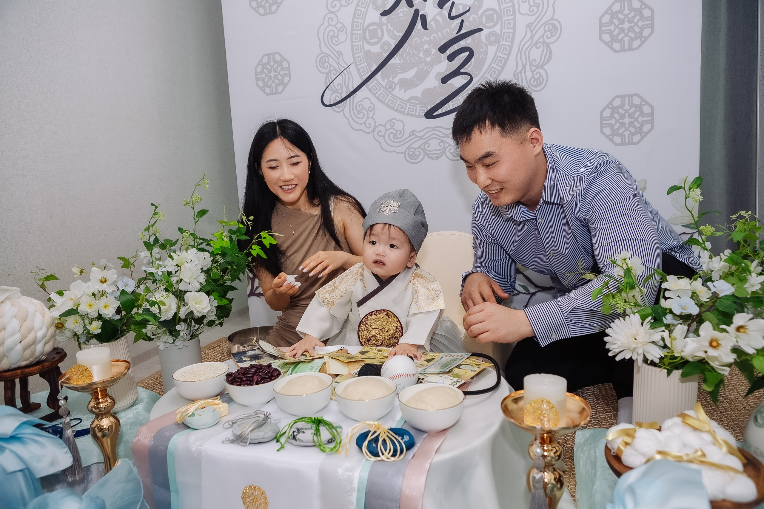 Тео дома и в ресторане. Фотограф беременности, ньюборн и годовасиков в Корее Жанна Хан