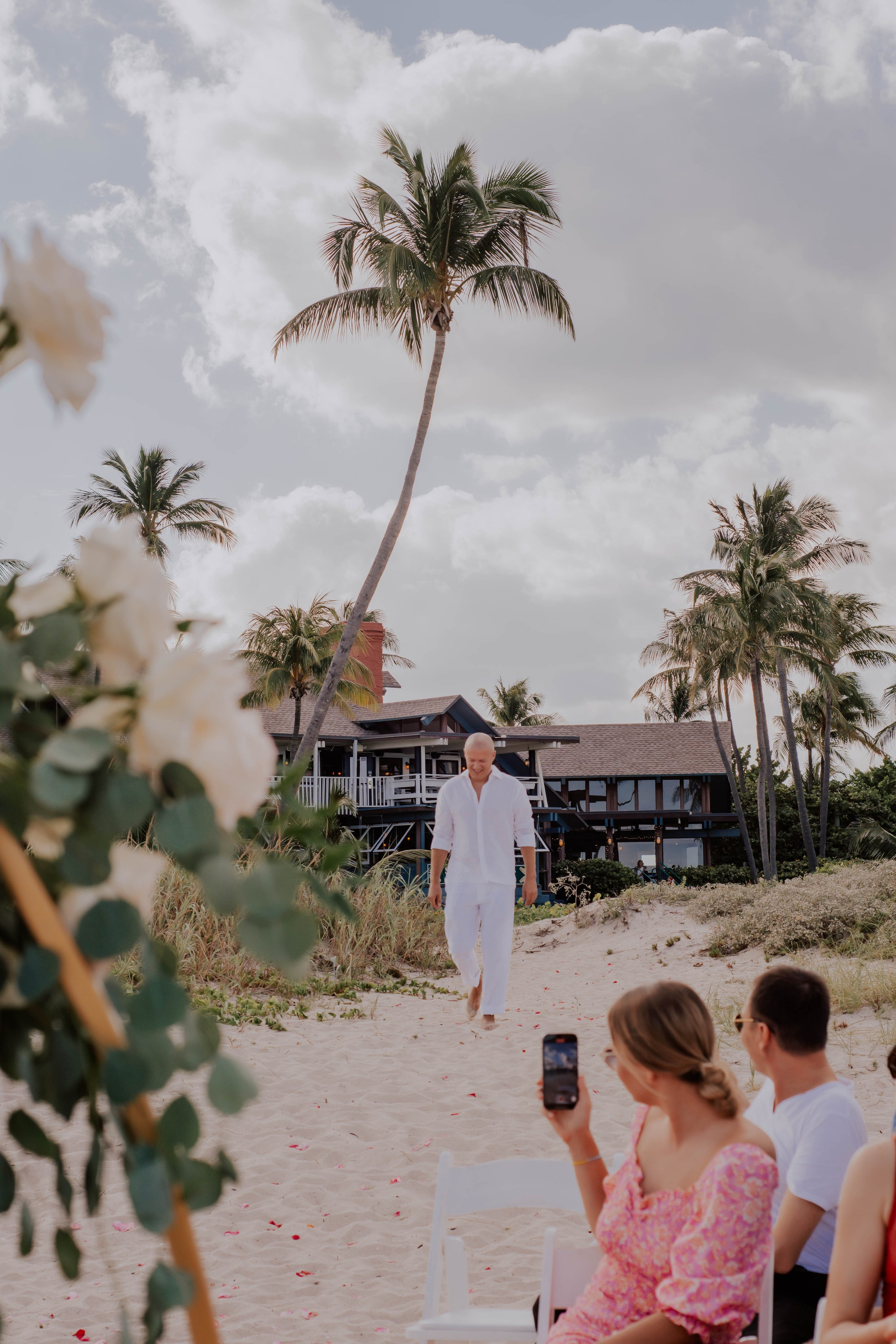 Wedding photography in Miami. Professional portrait photographer in Los Angeles | Axenia Haritonova