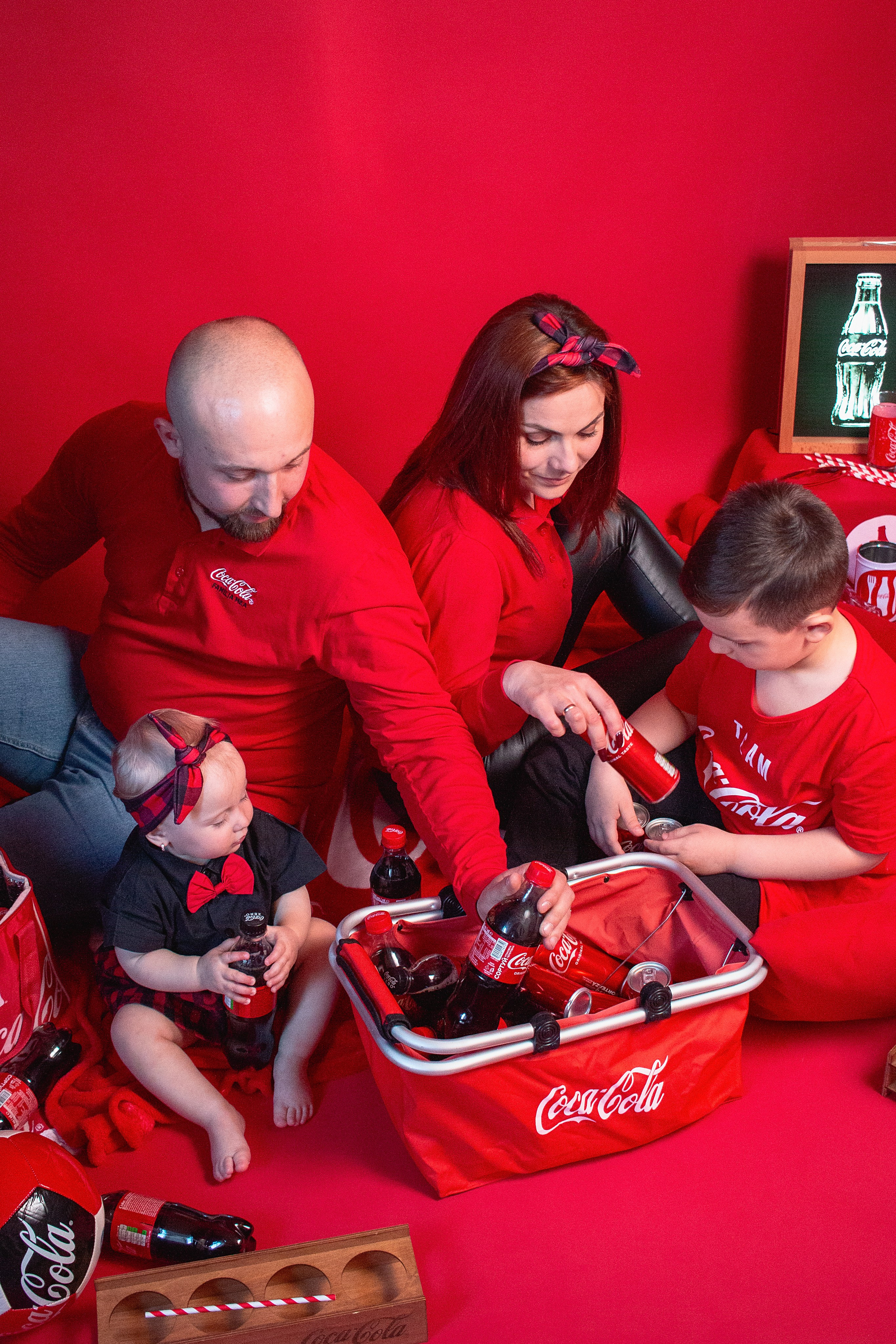 Кока-кола. Детский и семейный фотограф в г. Бельцы