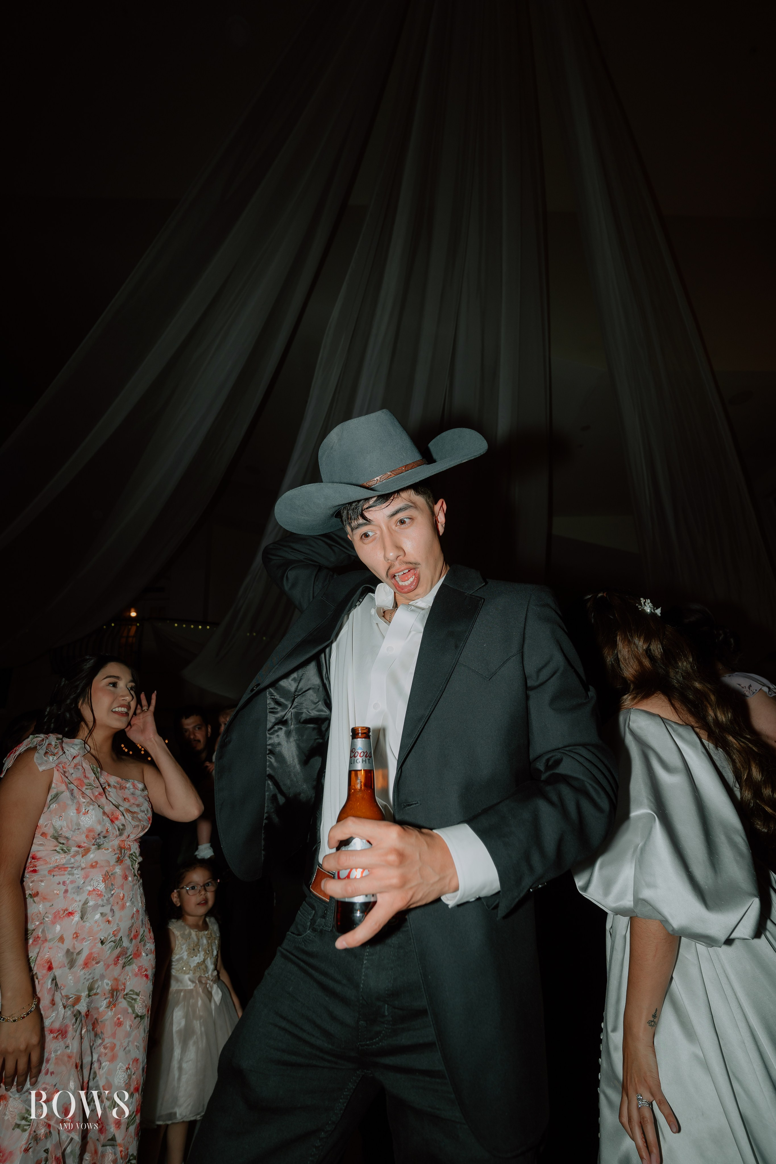 ARAVIND & MARISSA. WEDDING PHOTO COLOR GRADING