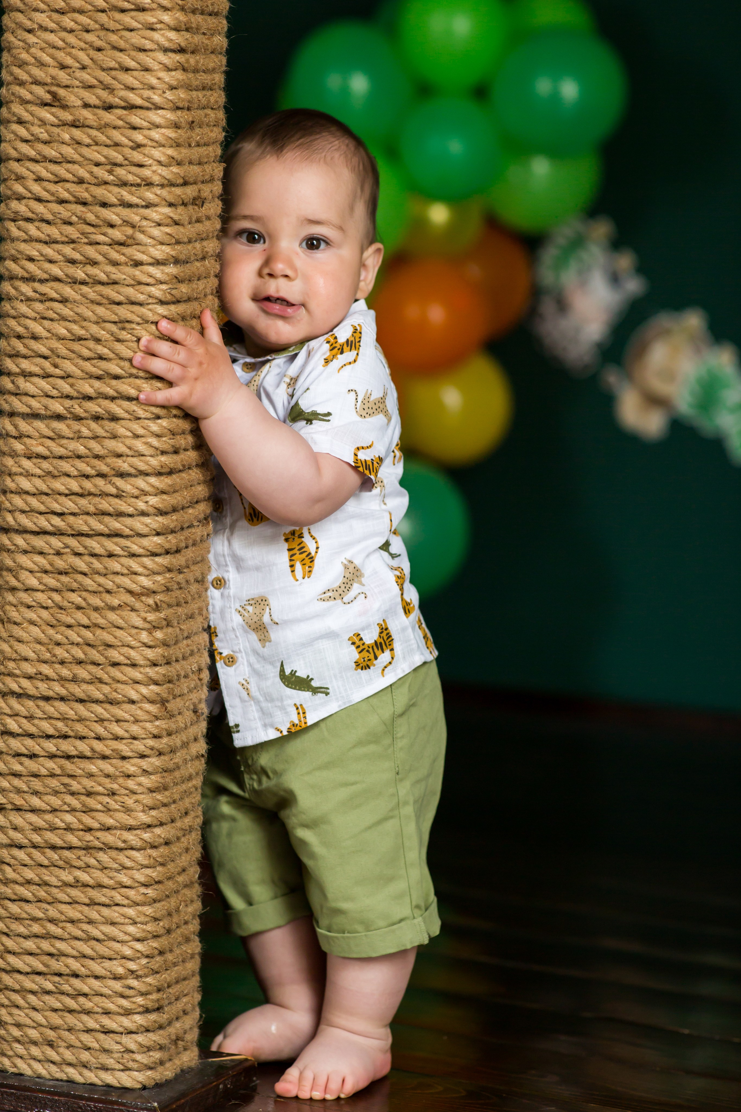 Ședințe foto aniversare. Portré 📸 Photographer | Newborn photos • Maternity photos • Engagements • Weddings • Events • Portraits • Families • Birthdays • Parties