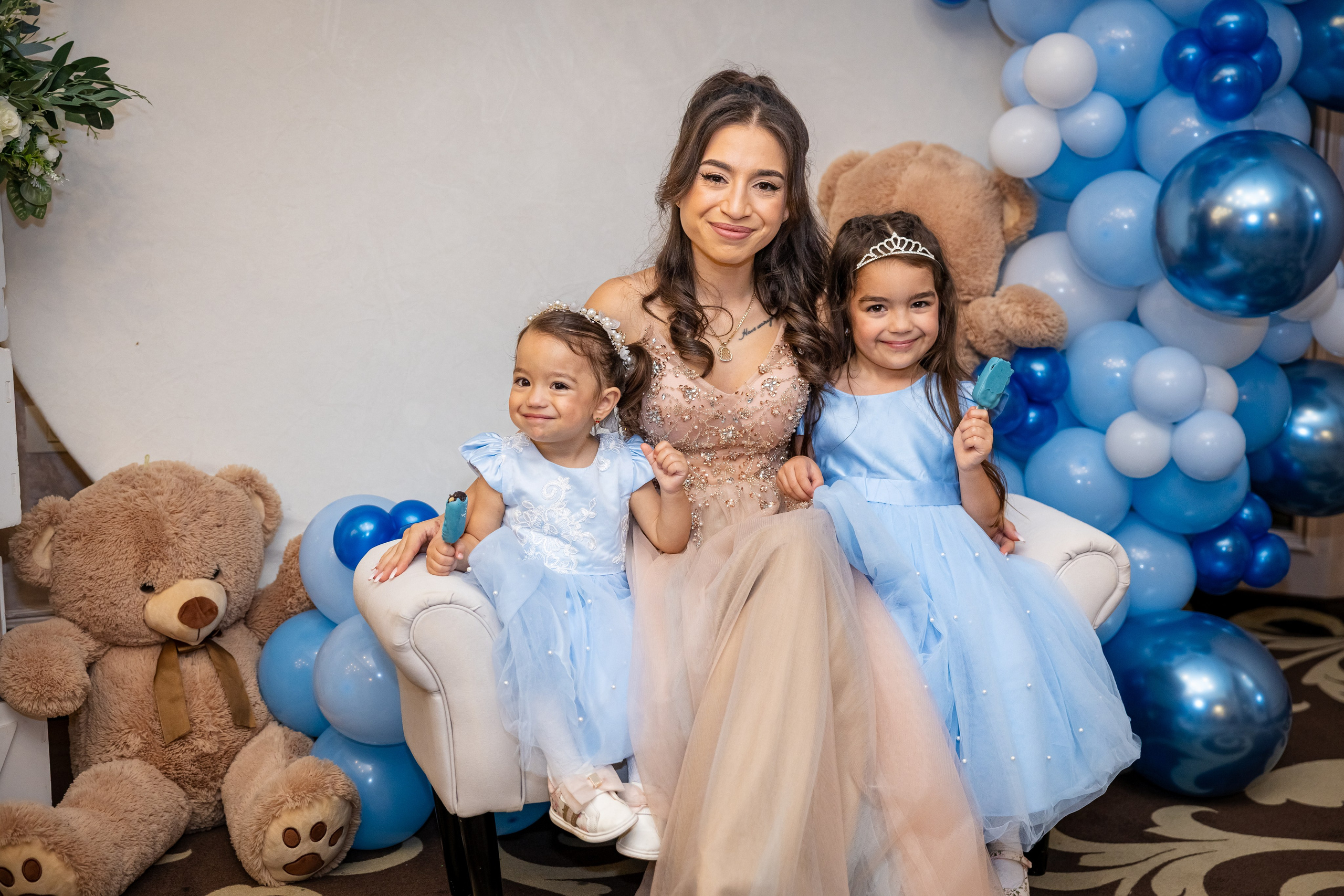 Andrei Sebastian. Moments By Gub