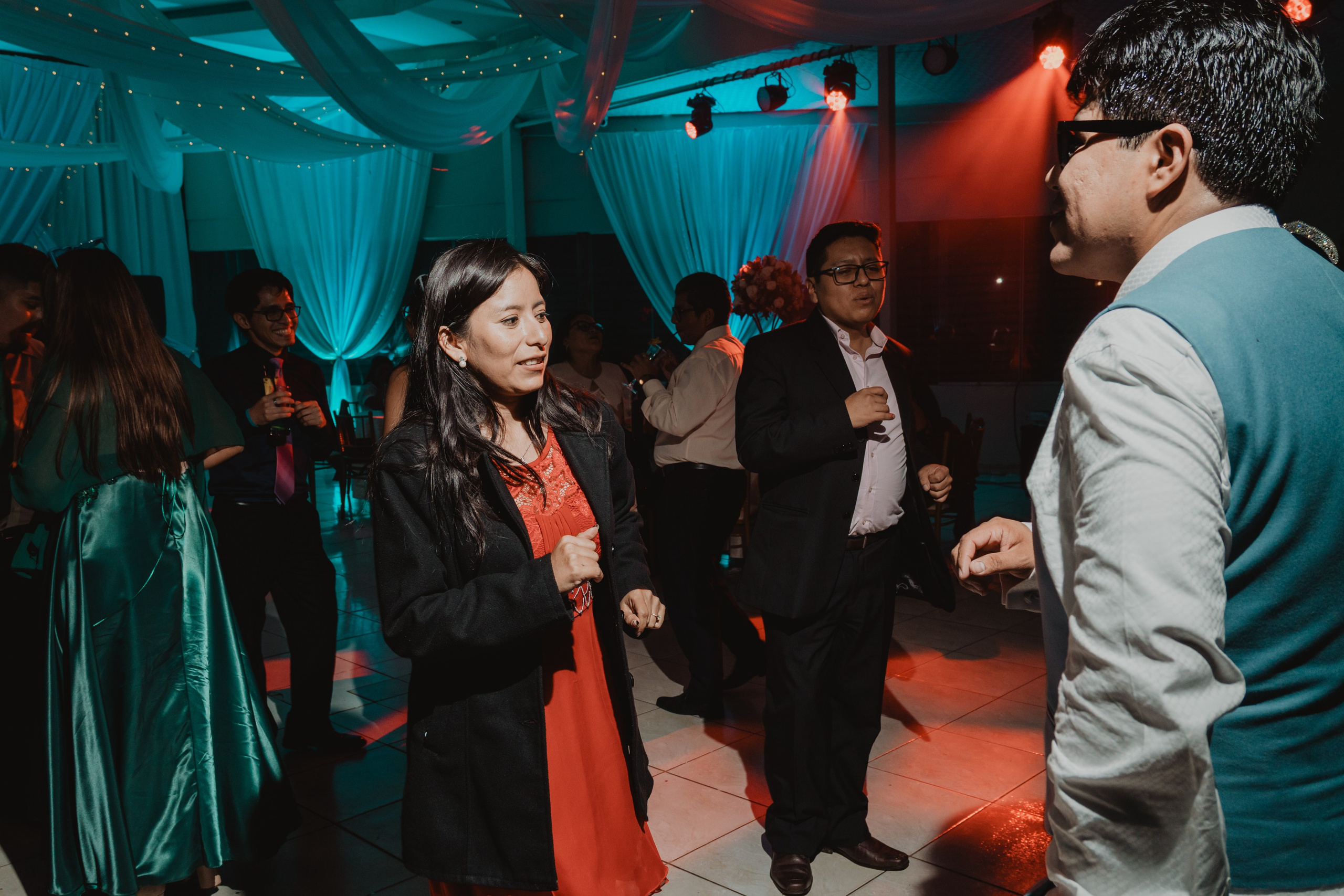 STEISY + EMMANUEL | BODA RELIGIOSA. Studio KVTA | Fotografía y Video de Bodas en Arequipa