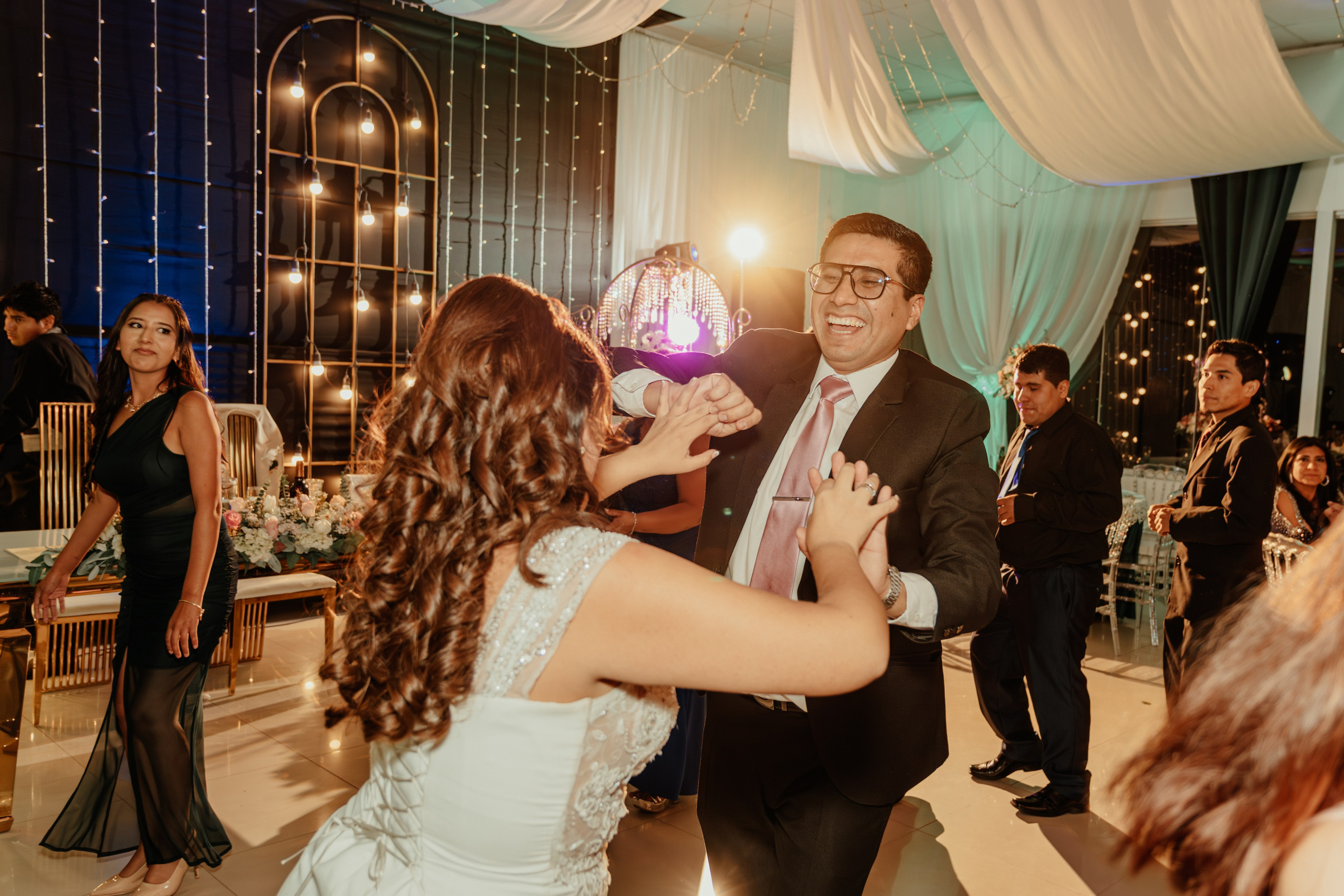 ANGIE + MANUEL BODA RELIGIOSA. Studio KVTA | Fotografía y Video de Bodas en Arequipa