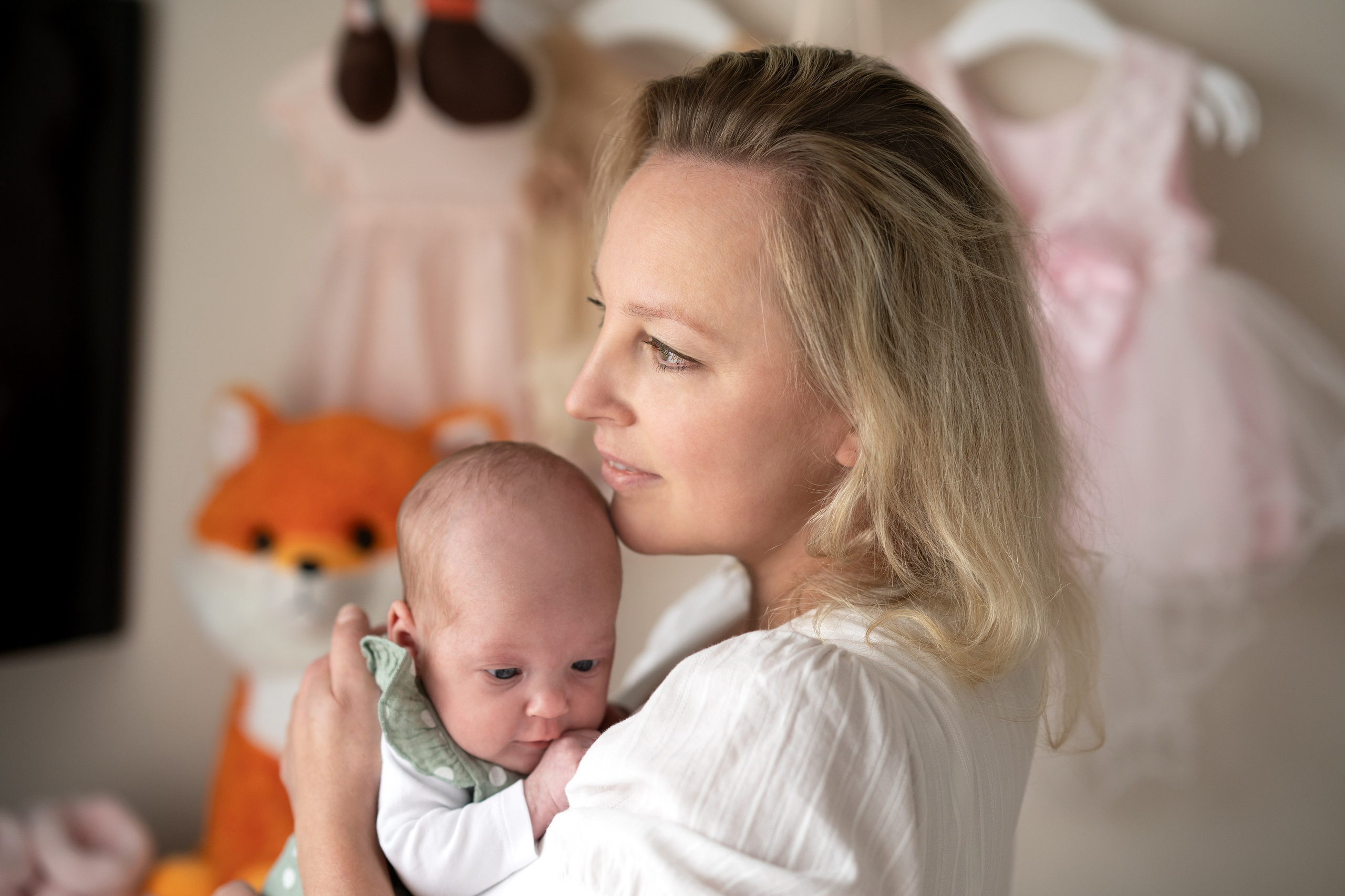 Babybauch & Newborn. Hochzeit und Familien Foto und Video