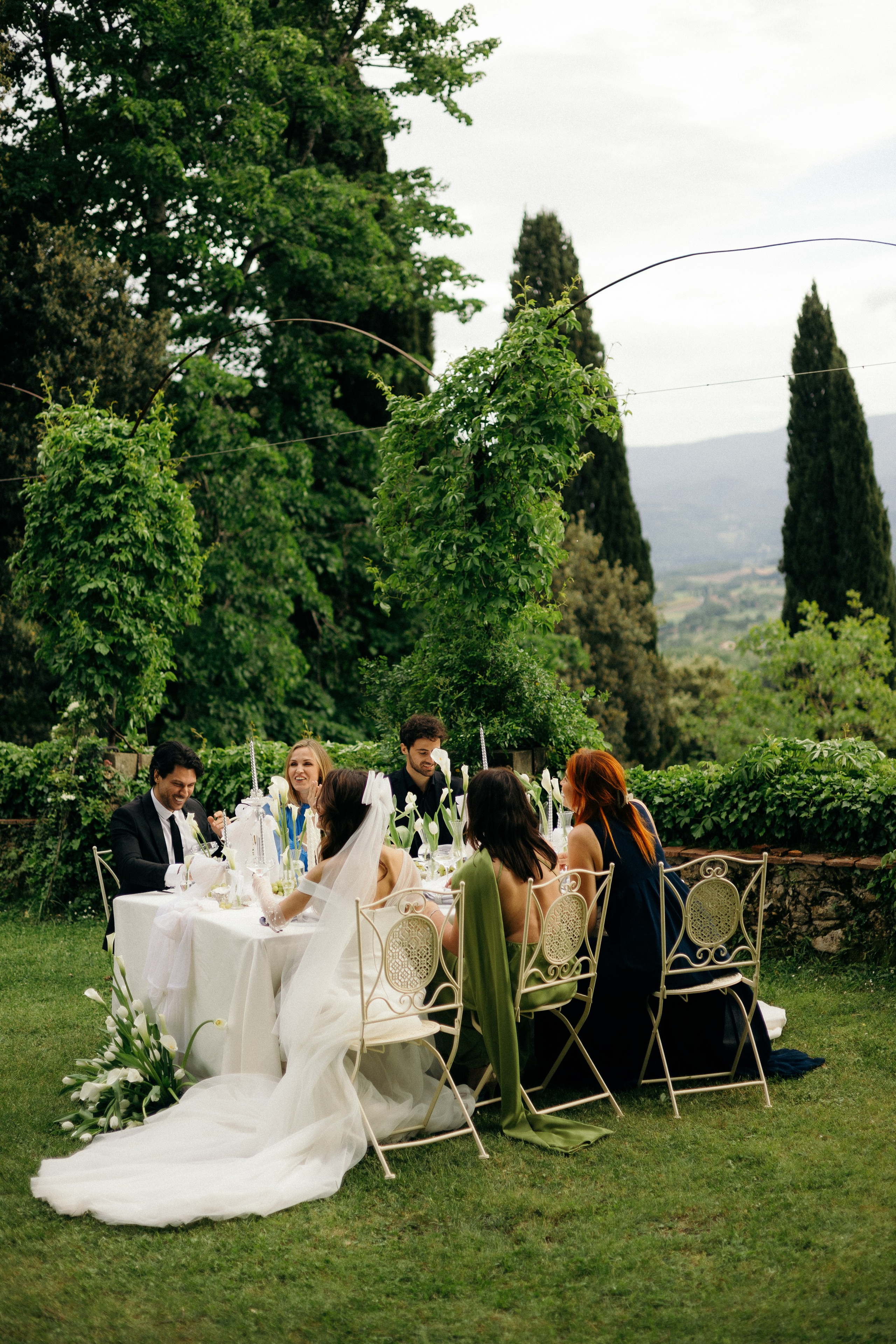Wedding in tuscany. Sara Luca Wedding Photographer in Italy and Europe