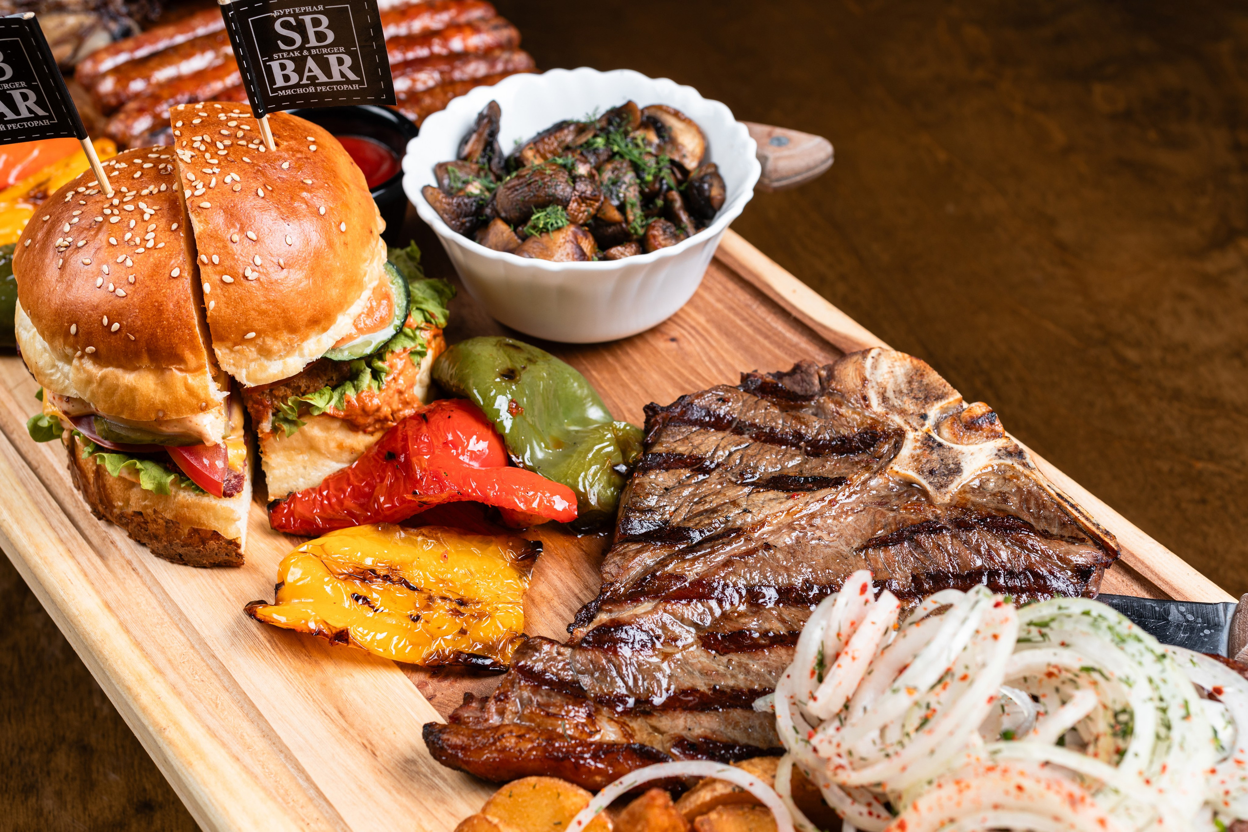 Фуд-фотограф Бишкек — фотосъёмка меню и блюд для SB BAR Bishkek, стейк-хаус и мясной ресторан. Фотограф в Бишкеке Оксана Шувалова