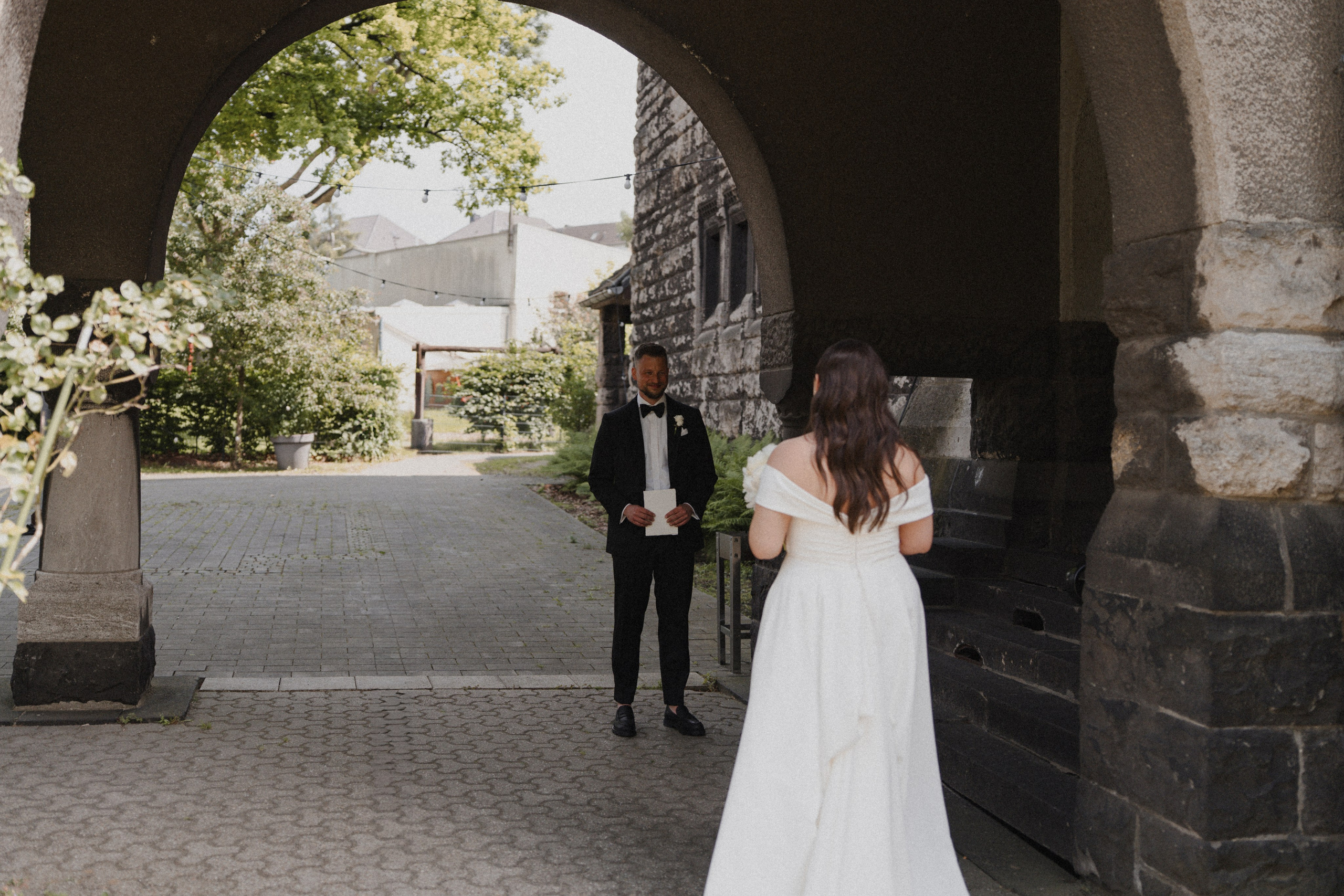 Jessica & Felix I Gesellschaft Harmonie Bochum. Hochzeitsfotografin Bochum | Halyna Reiche Fotografie NRW