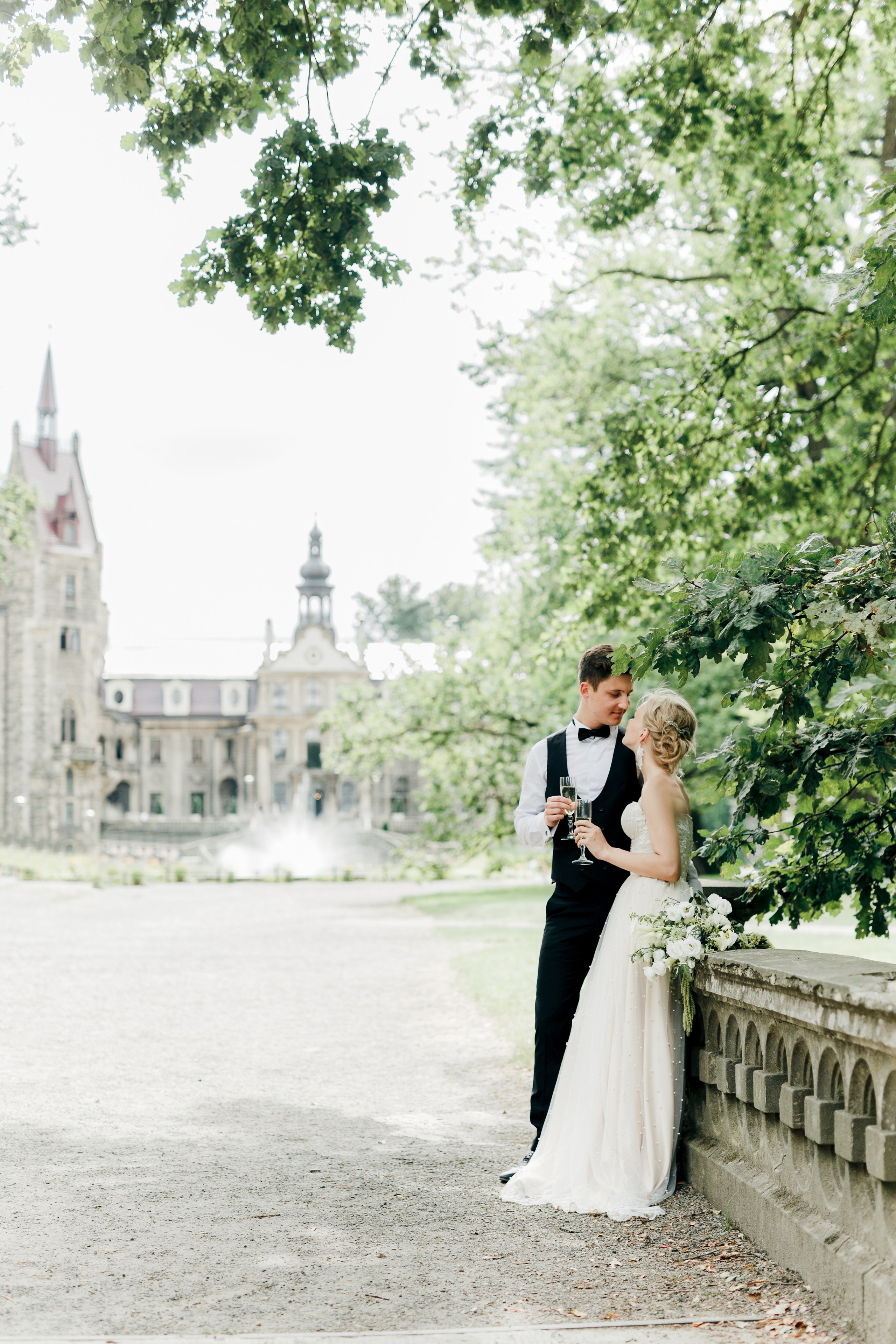 Kasia&Mateusz, Można Zamek. Photograph Katarina