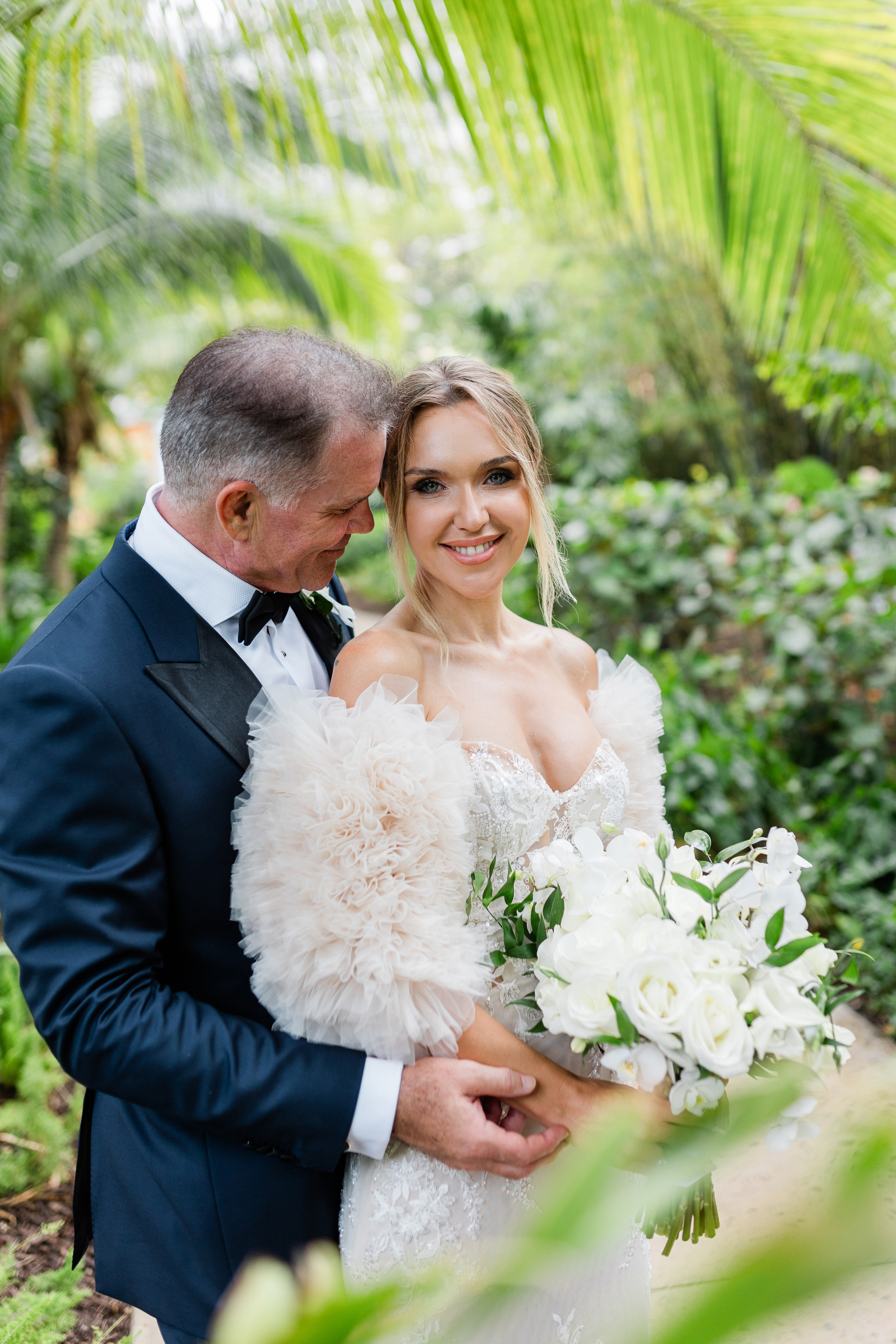 Diana and Filippe Bahamas Wedding. Family and Event photographer in Homestead and Miami areas of Florida