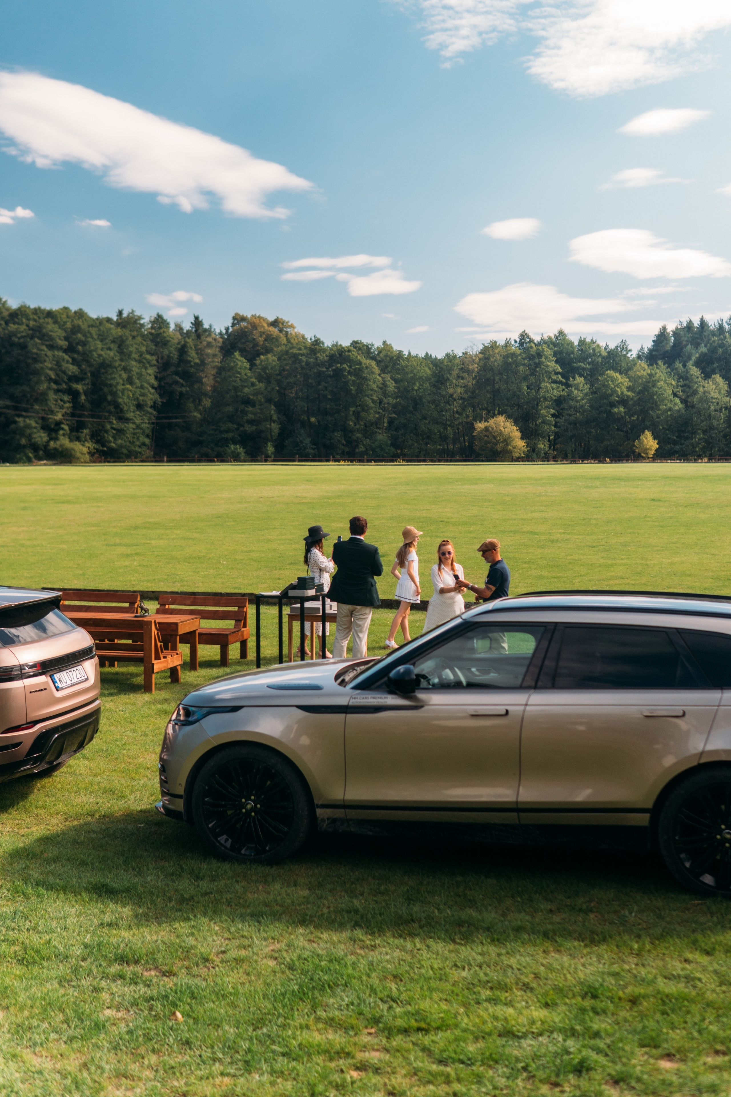 DVLC Range Rover. Byonelove photographer in Warsaw