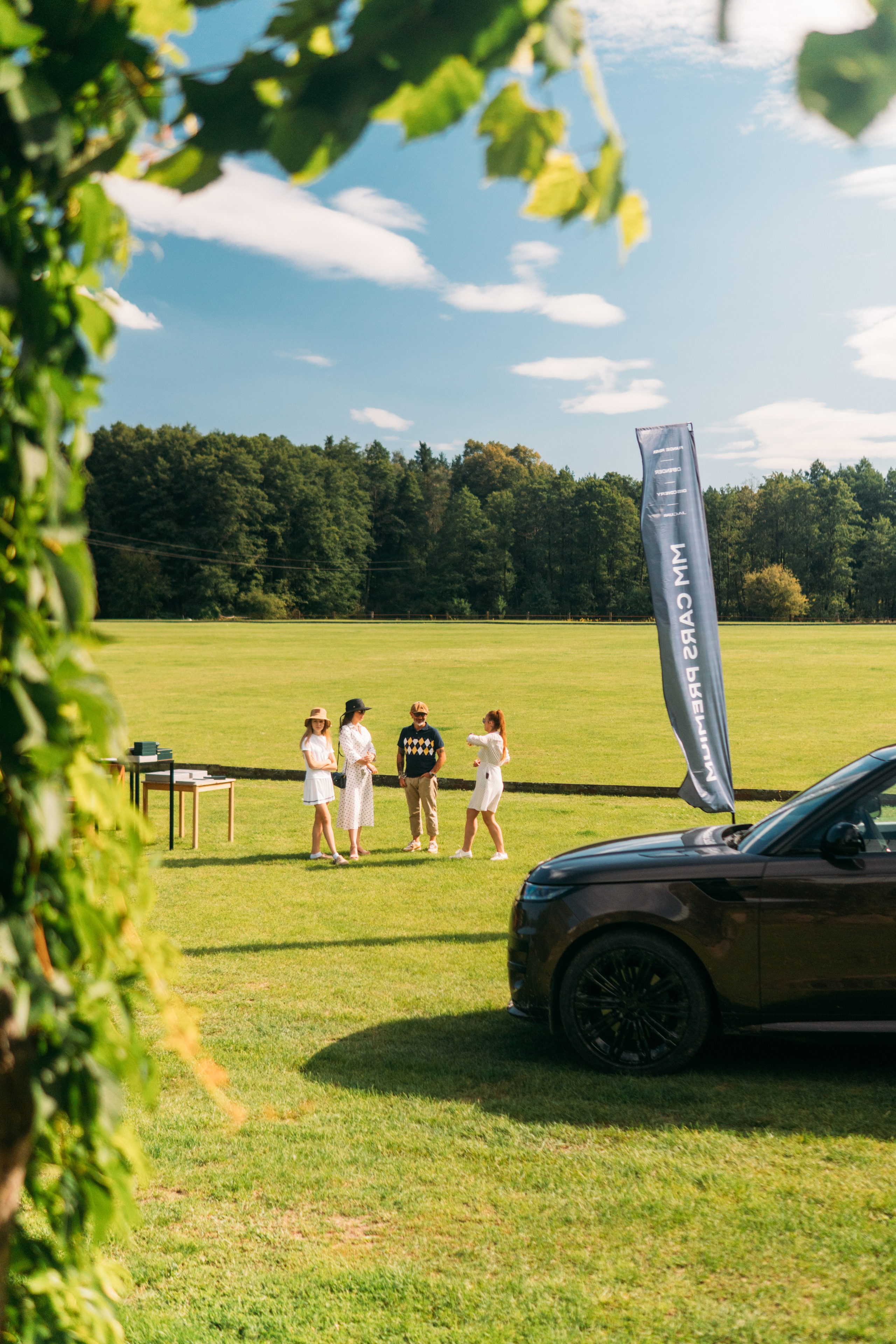 DVLC Range Rover. Byonelove photographer in Warsaw