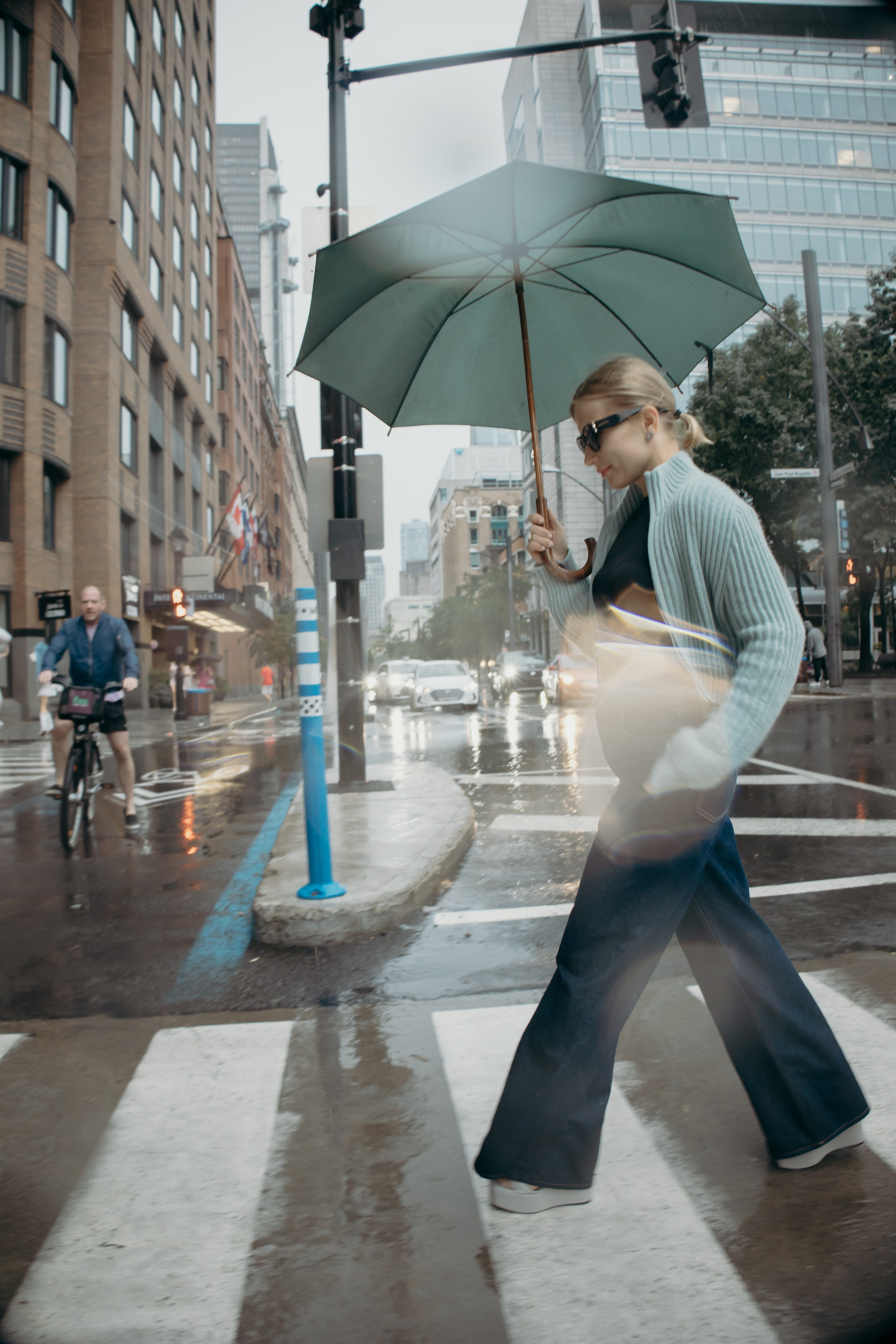 PHOTOGRAPHER JENNY IN CALGARY. I am a portrait and family photographer Jenny in Montreal and Calgary