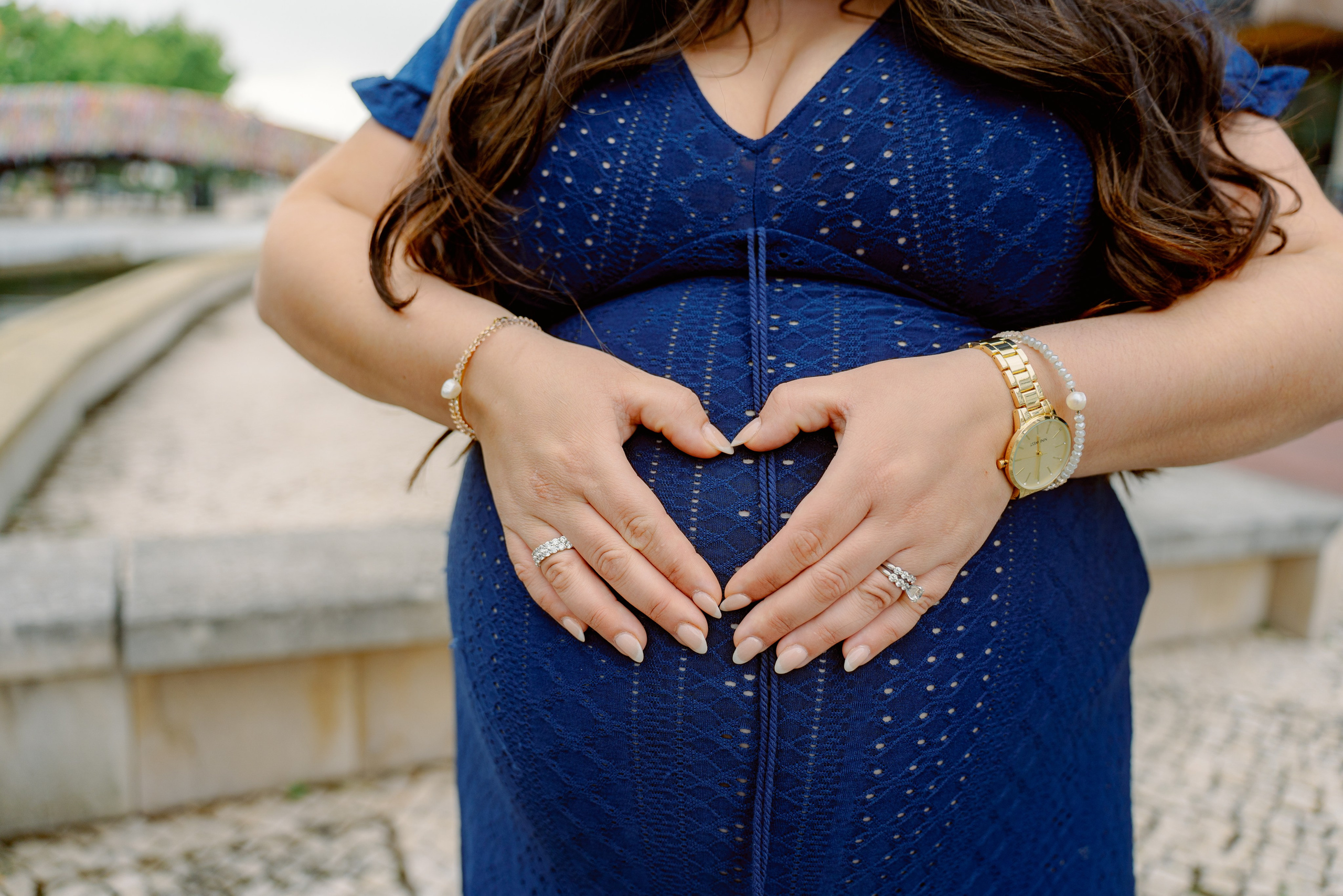 FAMILY PHOTO SHOOT IN AVEIRO. Photo and video shoots, photo tours in Portugal — WePortugal