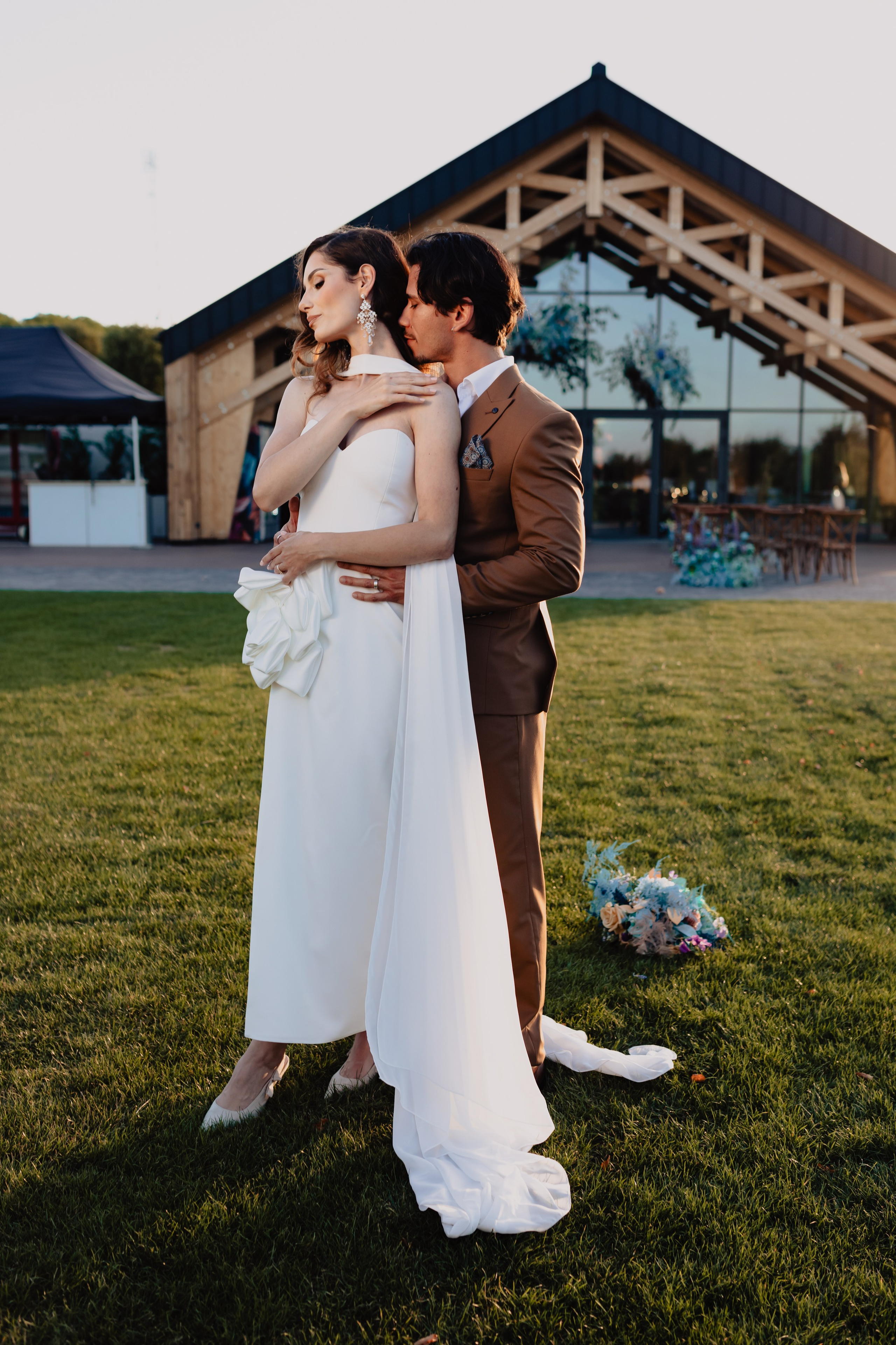 This could be your wedding day. Fotograf de nunta — documenting your love story with a touch of editorial — wedding photographer
