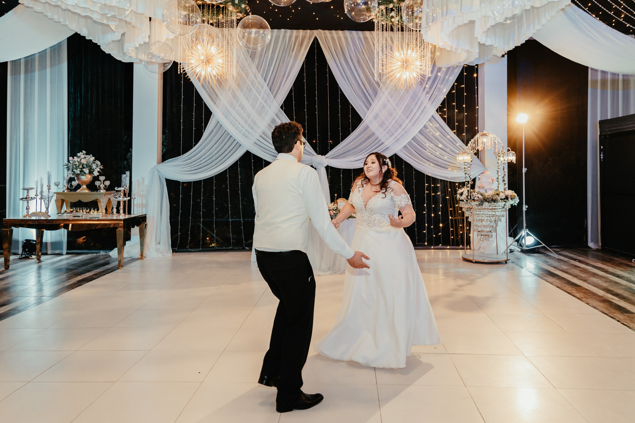VANIA + LUIS BODA CIVIL. Studio KVTA | Fotografía y Video de Bodas en Arequipa