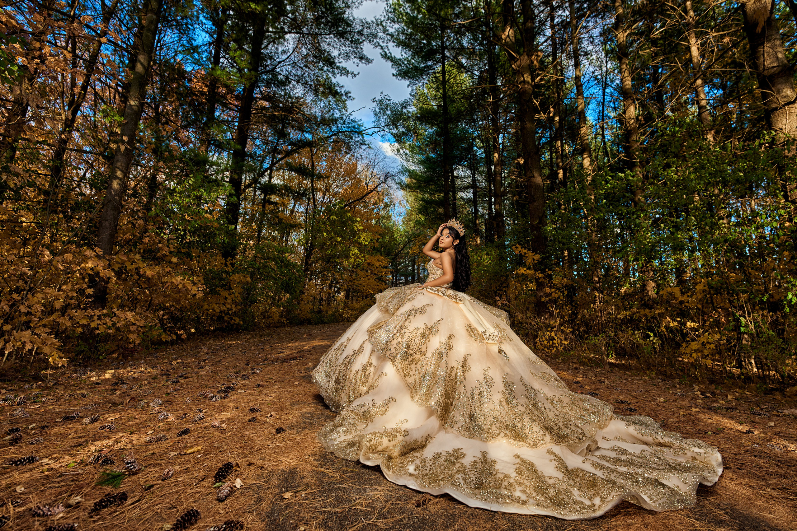 Quinceañeras. Portraits, Quinceanera & Weddings Photographer